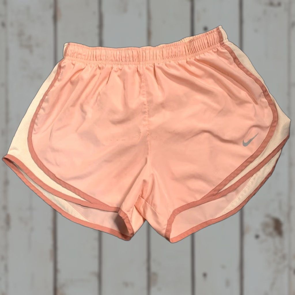 Nike Nike Women's Athletic Shorts L Pink Dri-Fit Regular Large Size 36" / US 14 / IT 50 - 1 Thumbnail