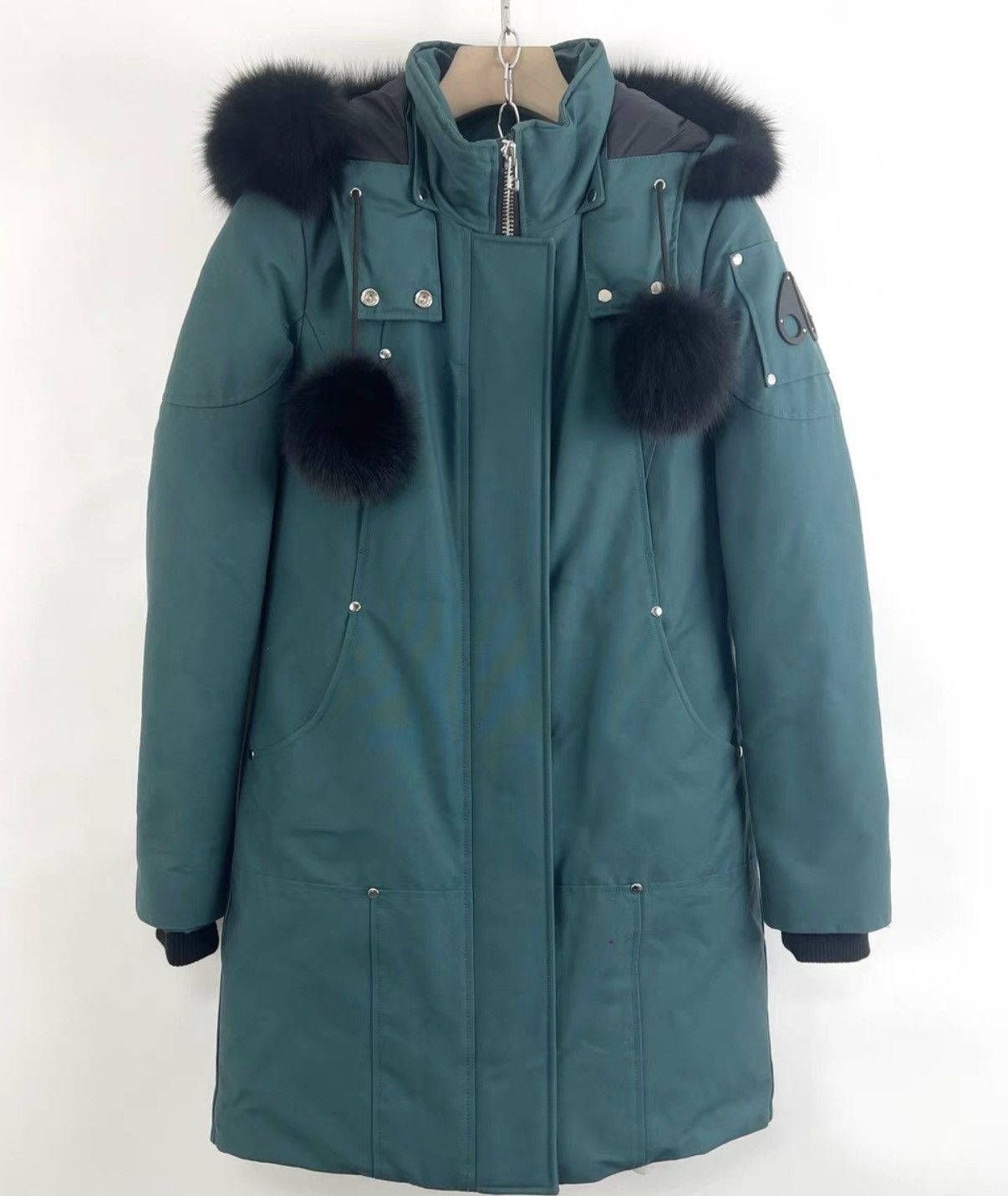 Moose Knuckles Moose Knuckles Women's Mid-Length Down Parka K12 Size XS / US 0-2 / IT 36-38 - 1 Thumbnail
