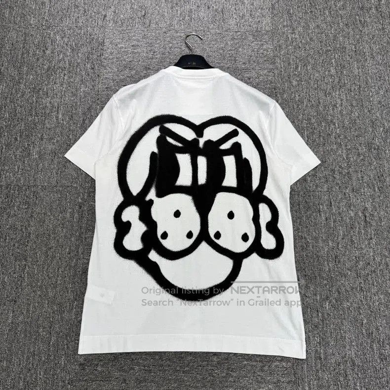 Givenchy Givenchy Puppy Print Short Sleeve T-shirt. Size US M / EU 48-50 / 2 - 1 Thumbnail