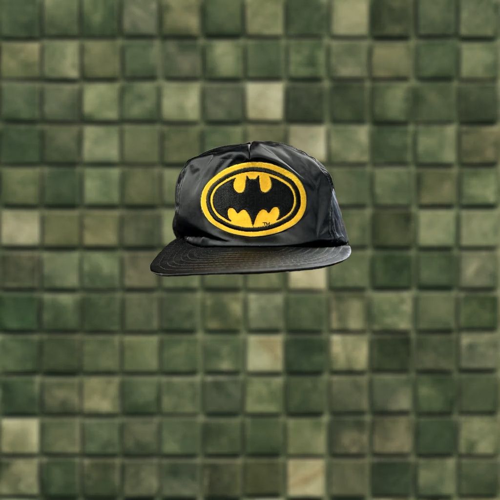 DC Comics VINTAGE Batman DC Comics SnapBack Hat Black One Size USA Mens 1964 Official Licensee Size ONE SIZE - 1 Thumbnail