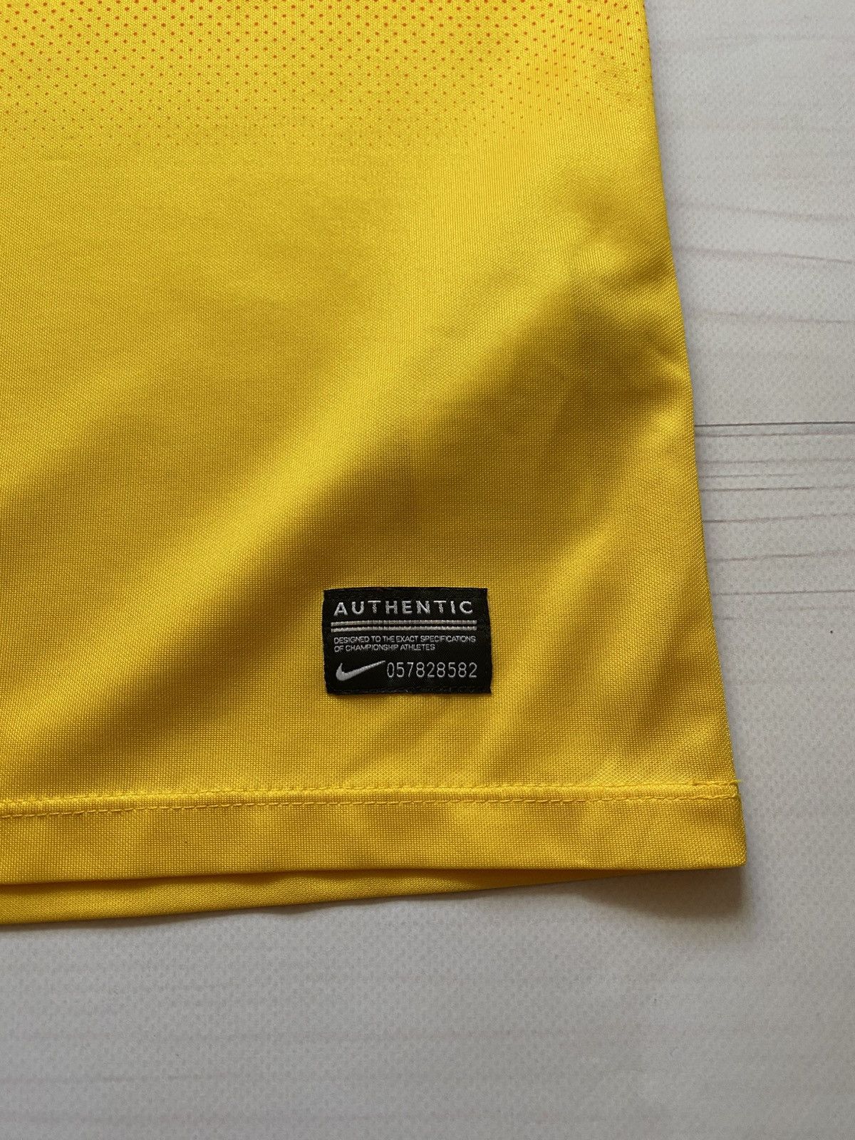Nike Vintage Nike Barcelona 2012/13 away soccer football jersey Size US L / EU 52-54 / 3 - 8 Thumbnail