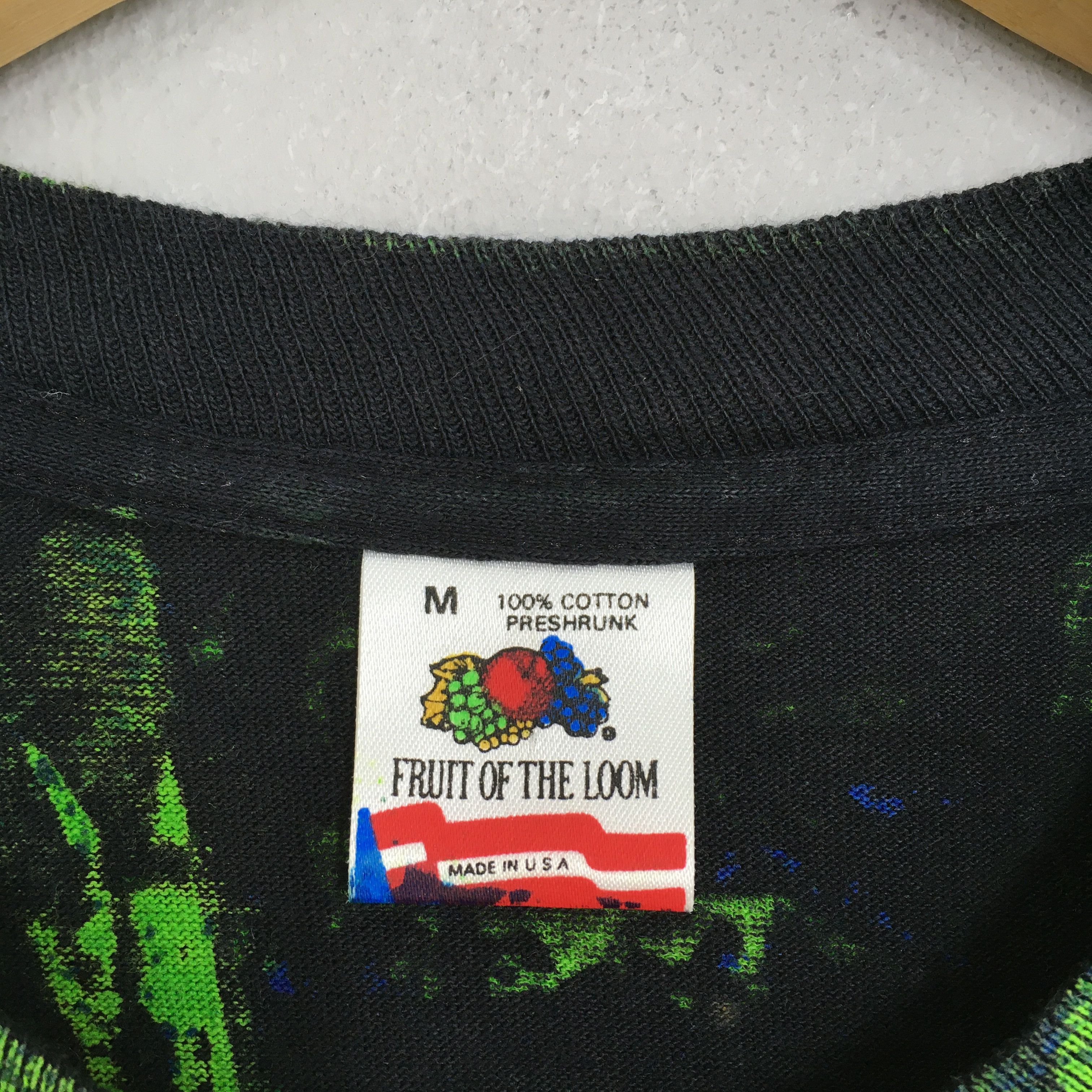 Fruit Of The Loom Vintage Hardcore Surfing Wave Surfboarding Tshirt Medium Size US M / EU 48-50 / 2 - 4 Thumbnail