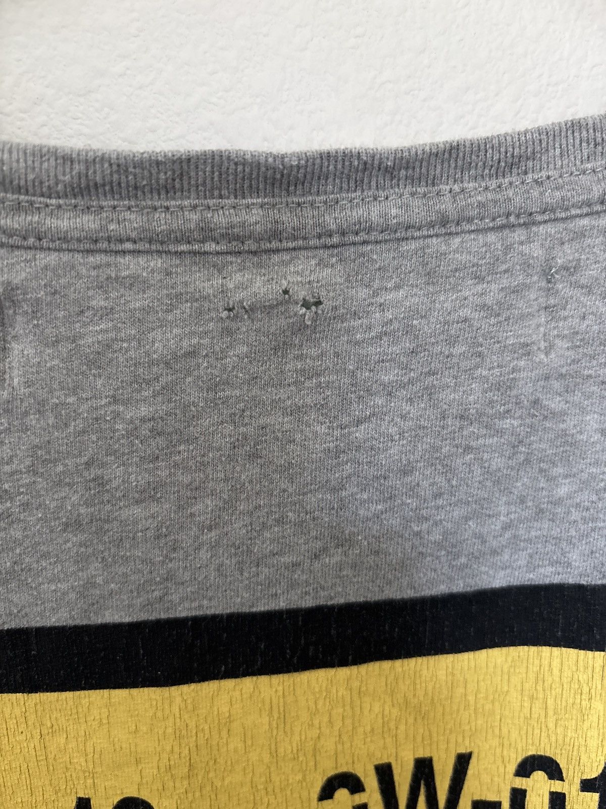 Off-White Off-White Fall/Winter 18-19 Yellow Arrow tee Medium Size US M / EU 48-50 / 2 - 5 Thumbnail