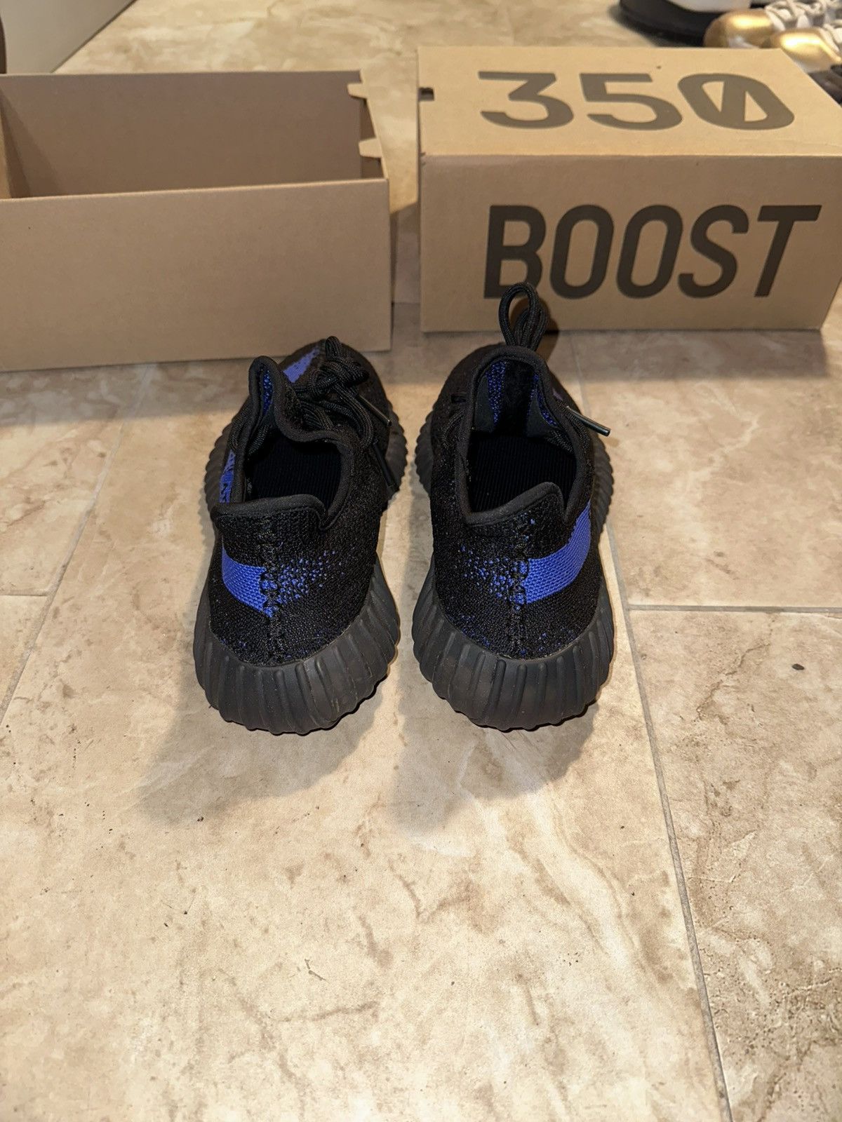 Adidas × Yeezy Yeezy Boost 350 V2 ‘Dazzling Blue’ Size US 6 / EU 39 - 2 Thumbnail