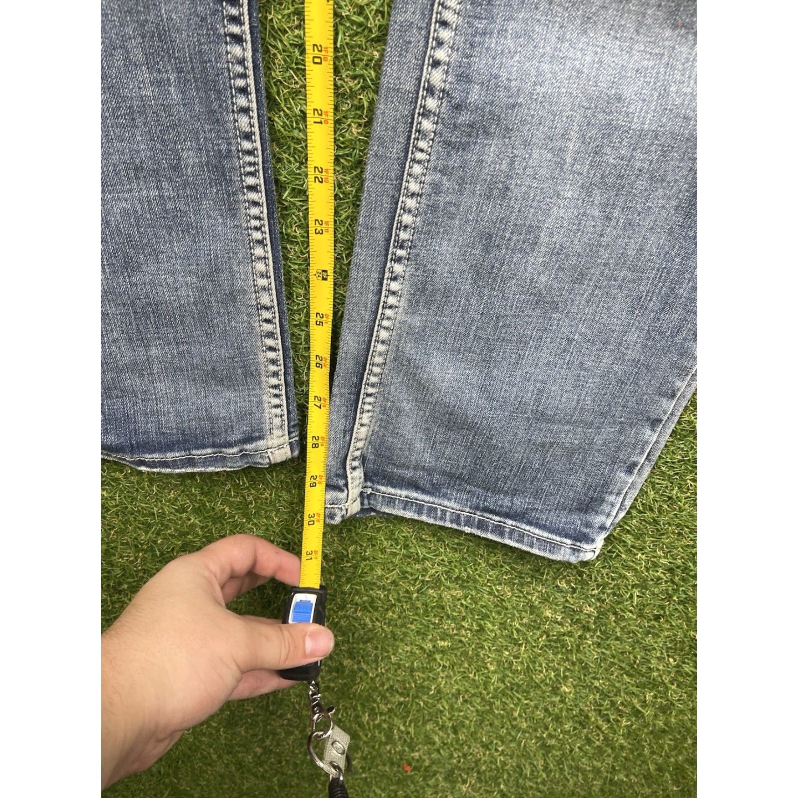 Vintage Helix Jeans Mens 36x30 Slim Straight Baggy Skater Y2K Buckle Cross Grunge Punk Denim Blue 5-Pocket Style Relaxed Mens Jeans Size US 36 / EU 52 - 4 Thumbnail