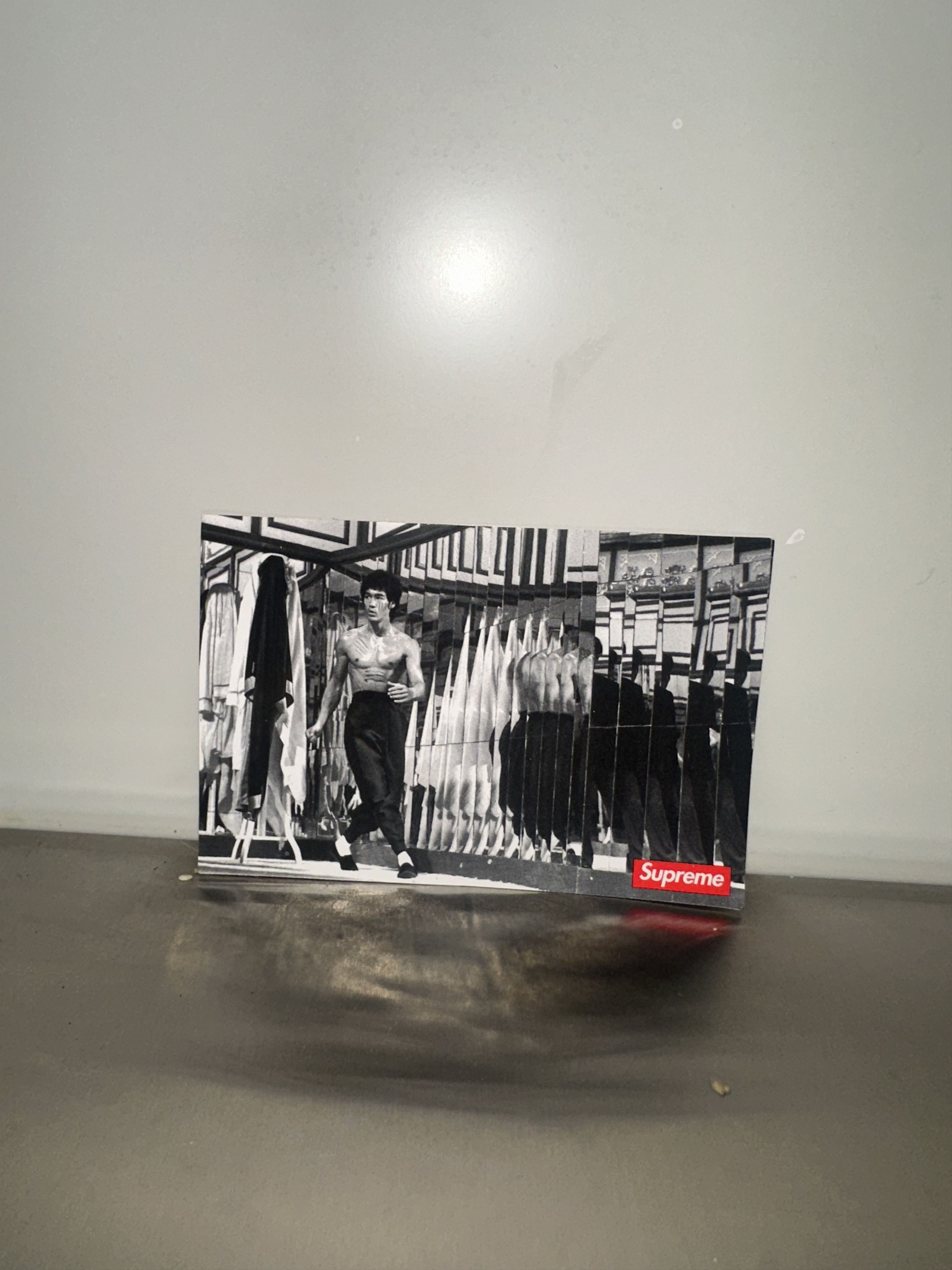 Supreme Supreme Bruce Lee Mirrors Sticker FW13 Size ONE SIZE - 1 Preview