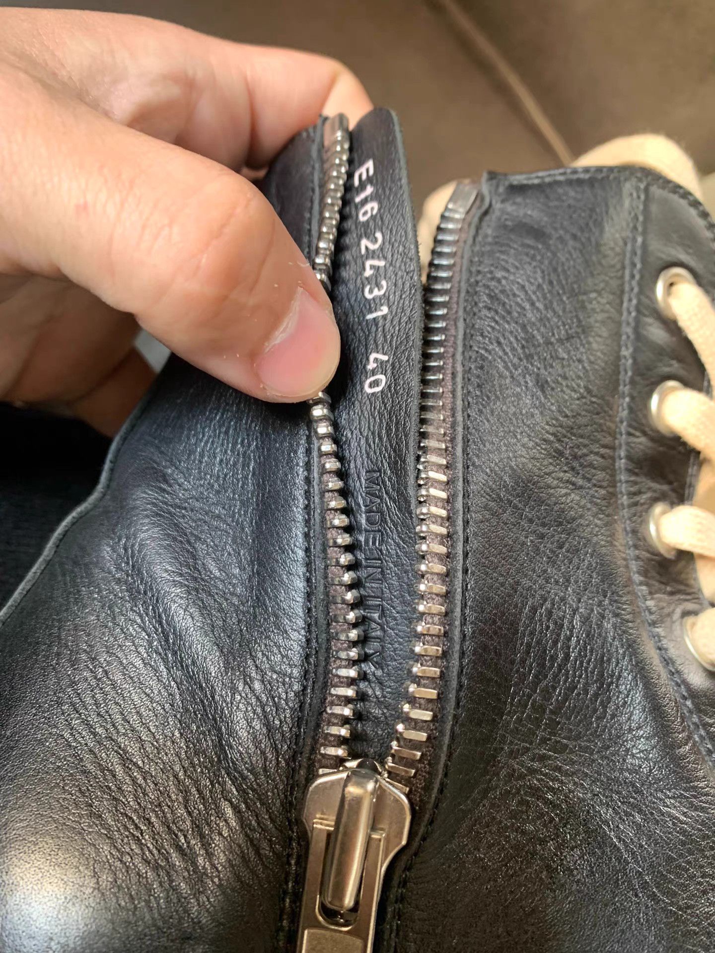 Rick Owens Rick Owens Mainline High Top Leather Sneakers Size US 7 / EU 40 - 6 Thumbnail