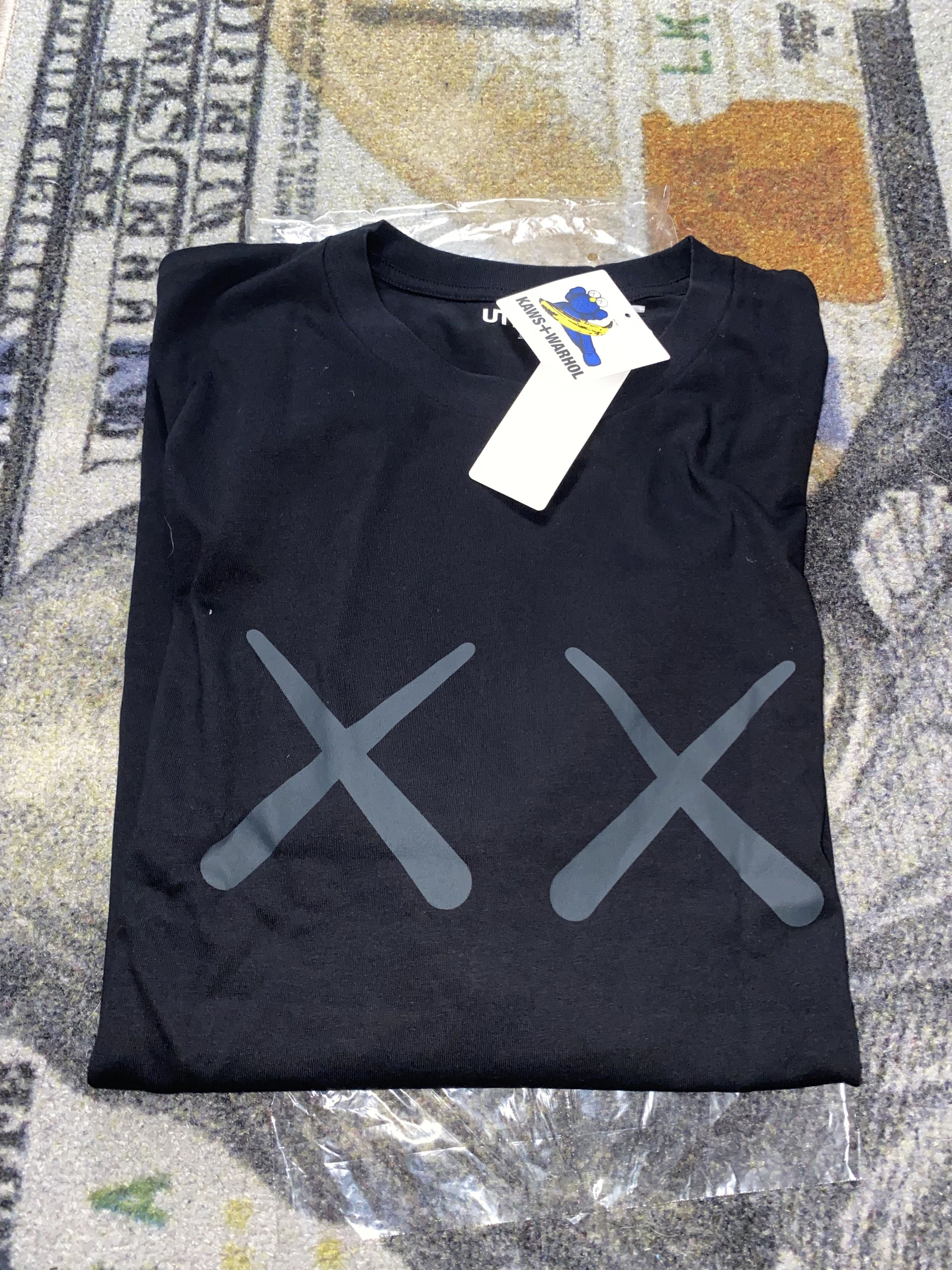 Andy Warhol × Kaws × Uniqlo KAWS x Uniqlo x Andy Warhol UT Tee (XXXL) Size US XXL / EU 58 / 5 - 1 Thumbnail