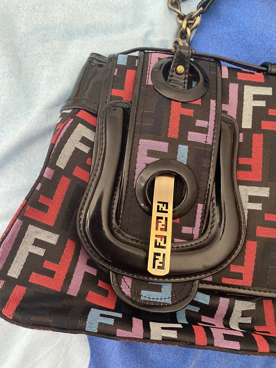 Fendi Luxury Fendi Baguette LIMITED RARE Shoulder Bag Size ONE SIZE - 2 Thumbnail