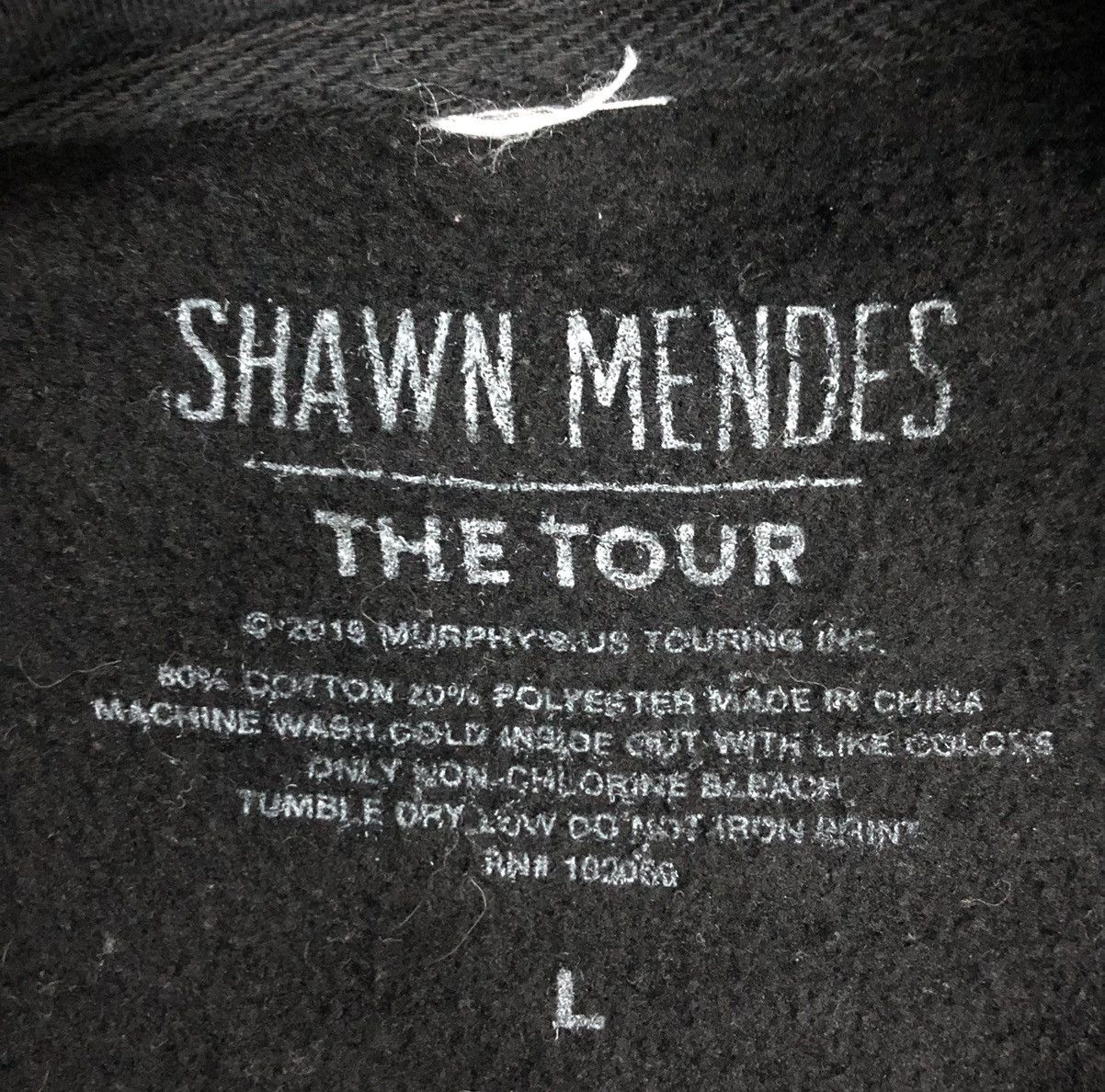 Band Tees Shawn Mendes The Tour 2019 Murphy's Us Touring Inc Hoodie Size US L / EU 52-54 / 3 - 14 Thumbnail