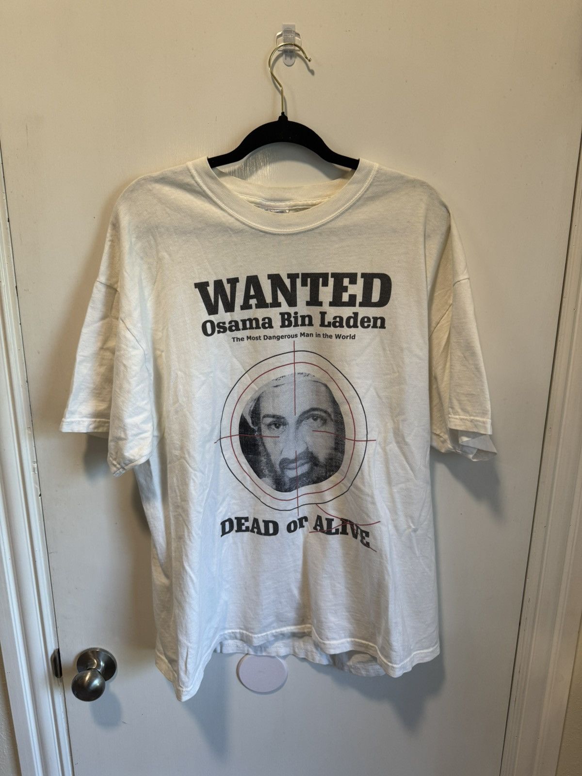 Other Vintage Wanted Osama Bin Tee Size US XL / EU 56 / 4 - 1 Thumbnail
