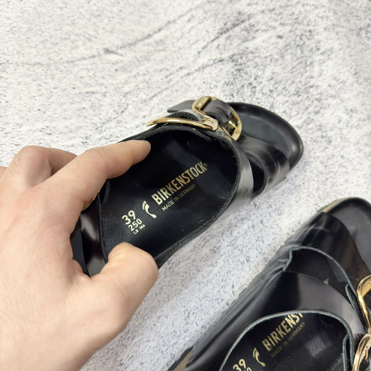 Birkenstock × Designer Birkenstock Milano Black/Gold Leather Sandals 39size 25cm Size US 8.5 / IT 38.5 - 12 Thumbnail