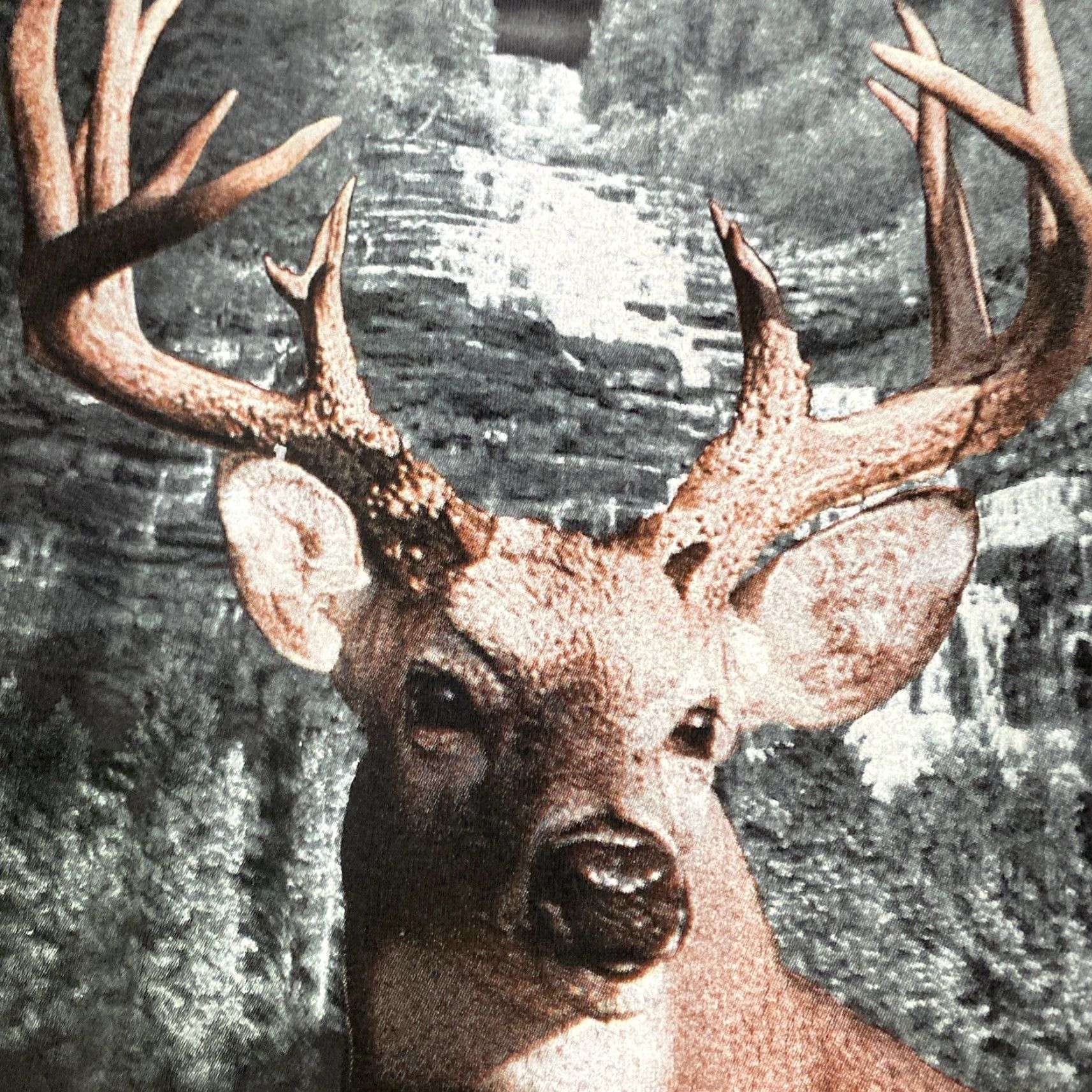 Vintage VINTAGE AOP Deer Nature T Shirt Adult Large Gray 90s Y2K Wrap Around Hunting Mens Size US L / EU 52-54 / 3 - 6 Thumbnail