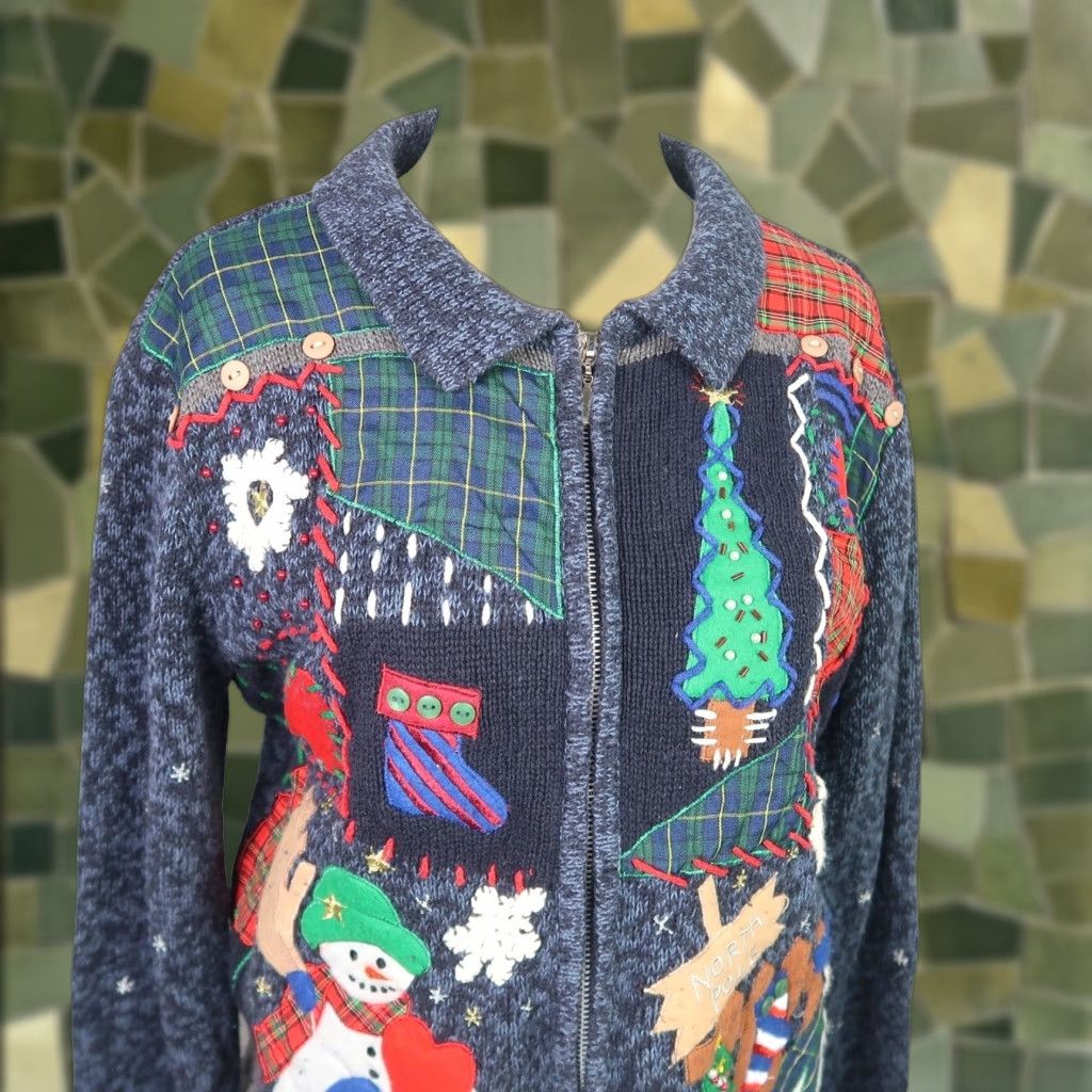 Vintage VINTAGE Designers Originals navy blue Christmas patchwork Cardigan S Women Long Sleeve Knit Cotton Ramie Christmas 90s Sweater Size S / US 4 / IT 40 - 1 Thumbnail
