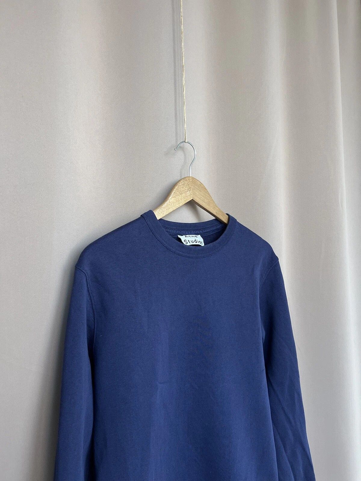 Acne Studios Acne Studios Sweatshirt Mens Size M Navy Crew Neck Sweater Size US M / EU 48-50 / 2 - 3 Thumbnail