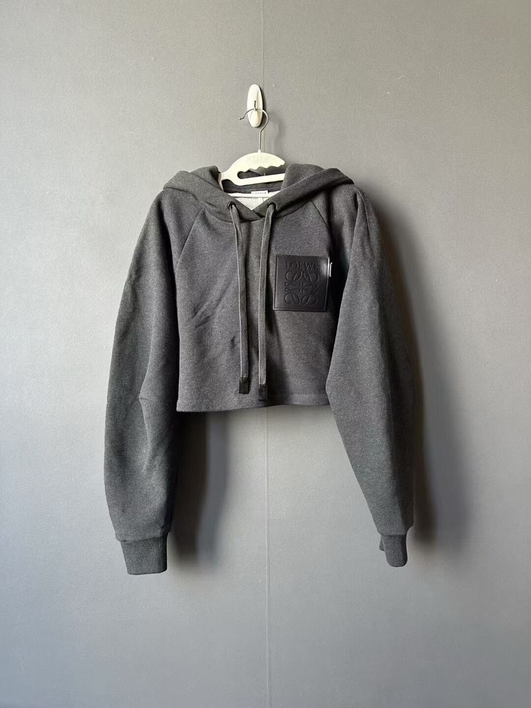 Loewe Loewe Gray Cropped Pocket Hoodie Size XS / US 0-2 / IT 36-38 - 1 Thumbnail