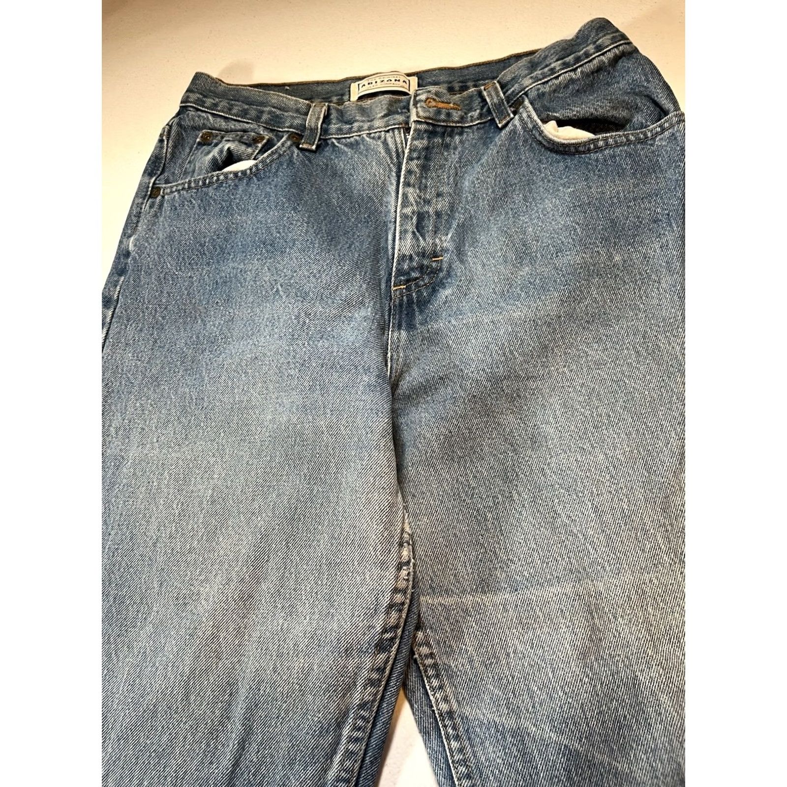 Vintage VINTAGE AriZona Jeans Women’s 13 Blue Light Wash High Rise Straight 5-Pocket Denim USA Womens Size 30" / US 8 / IT 44 - 2 Thumbnail