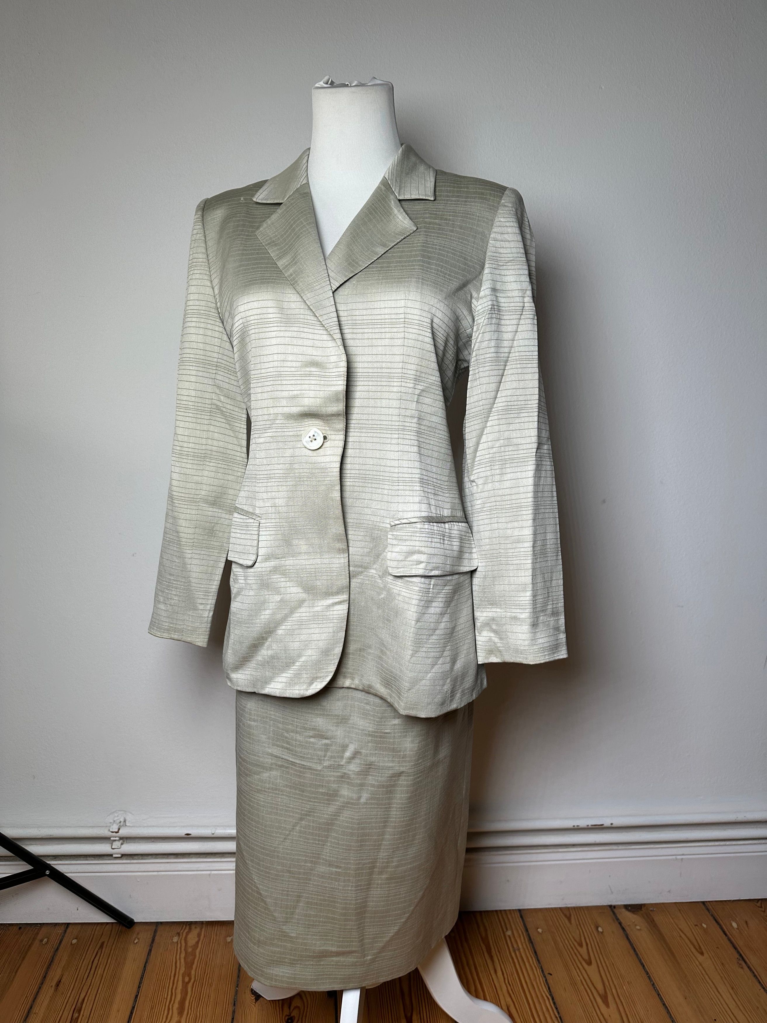 Chloe Vintage Striped Twin Set Silver L Size L / US 10 / IT 46 - 1 Thumbnail