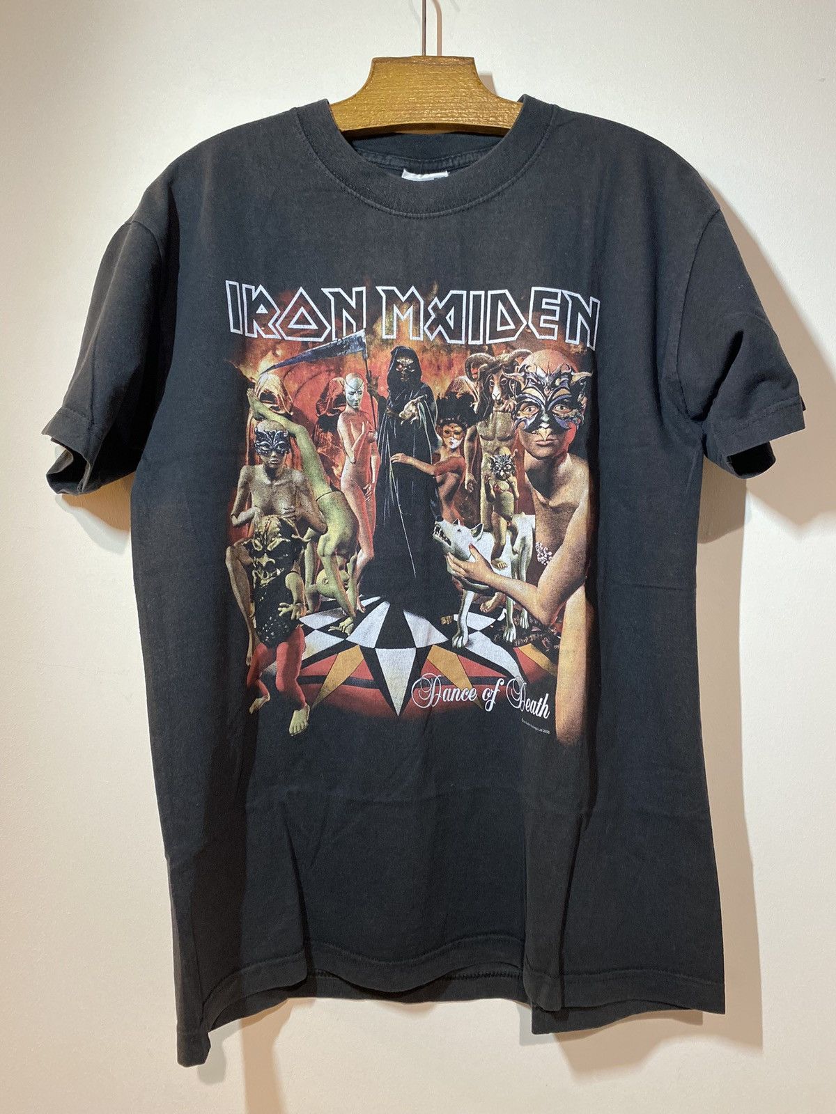 Band Tees × Vintage Vintage early 03 Iron maiden Dance of death shirt Size US XL / EU 56 / 4 - 1 Thumbnail