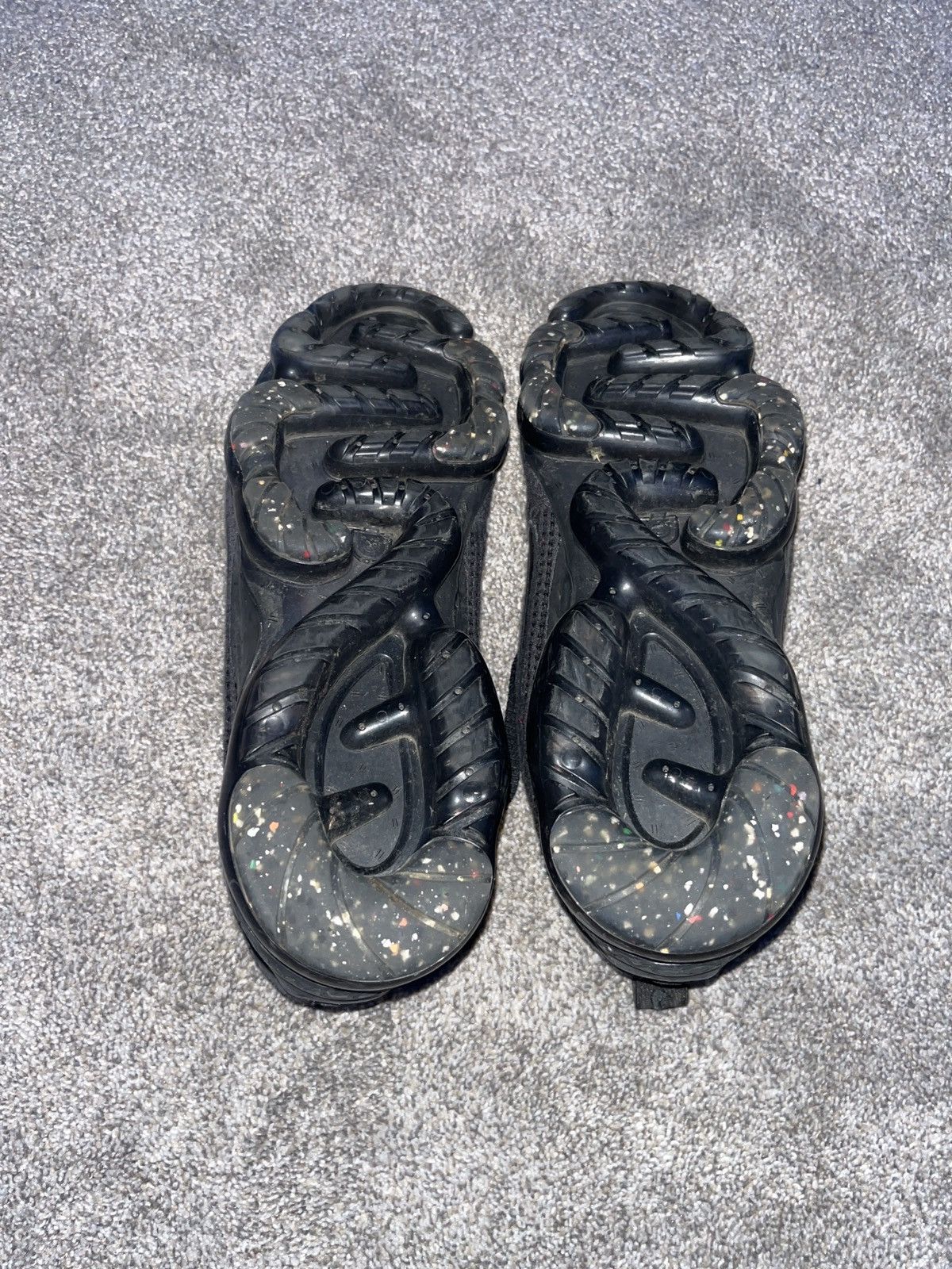 Nike Nike Mens Vapormax Size 8 Black Size US 8 / EU 41 - 7 Thumbnail