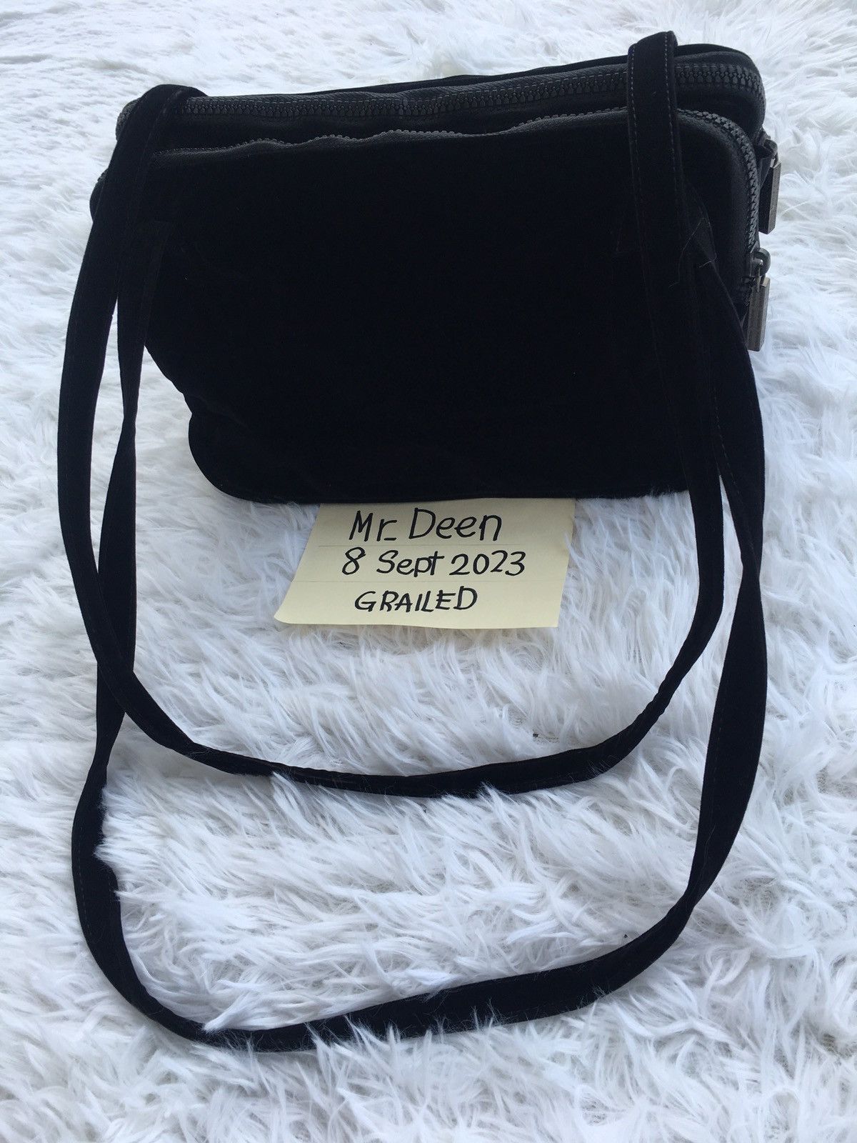 Fendi Rare Vintage Fendissme Shoulder Bag Size ONE SIZE - 6 Thumbnail