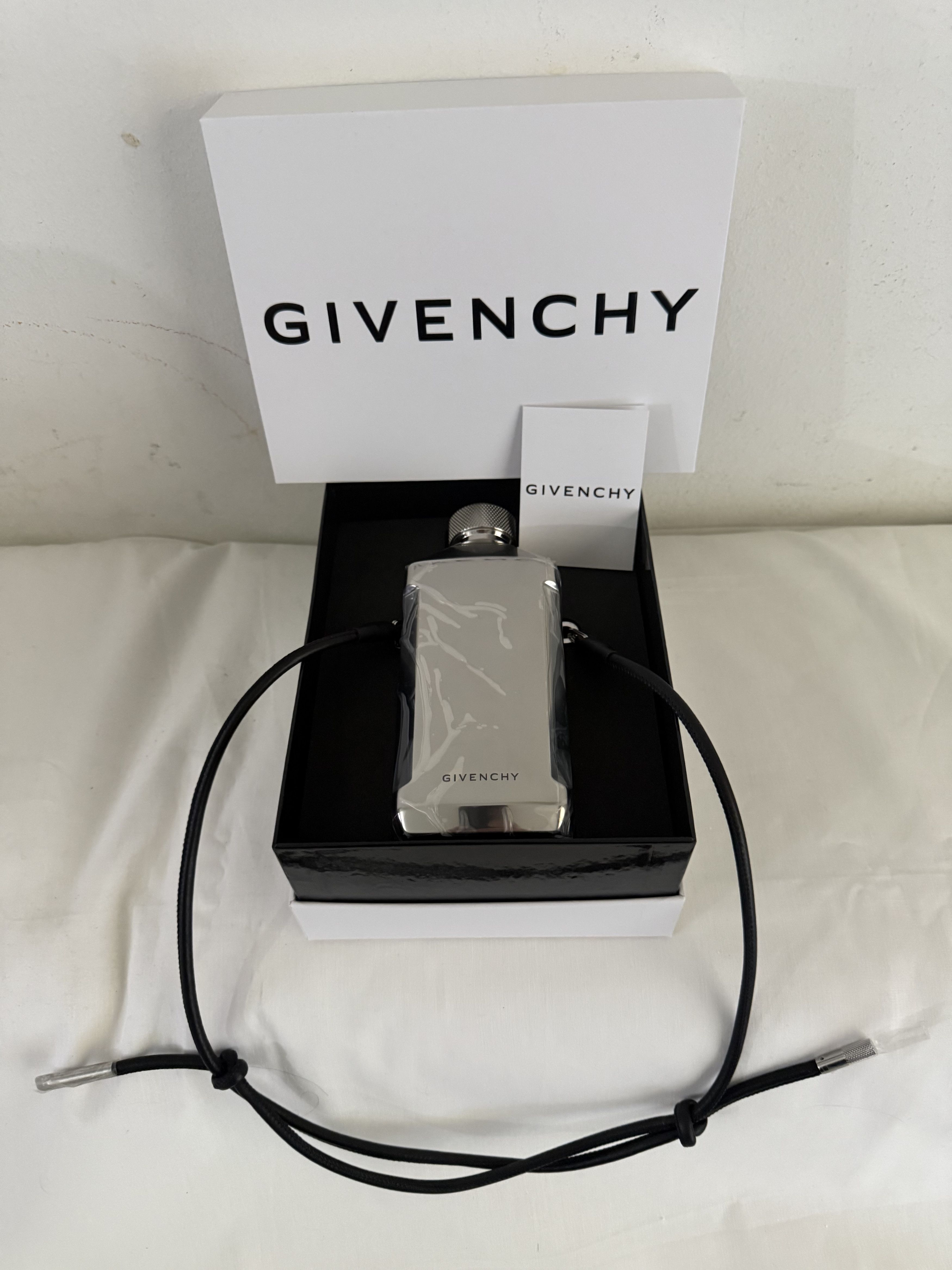 Givenchy WaterBottle With Shoulder Strap Size ONE SIZE - 6 Thumbnail