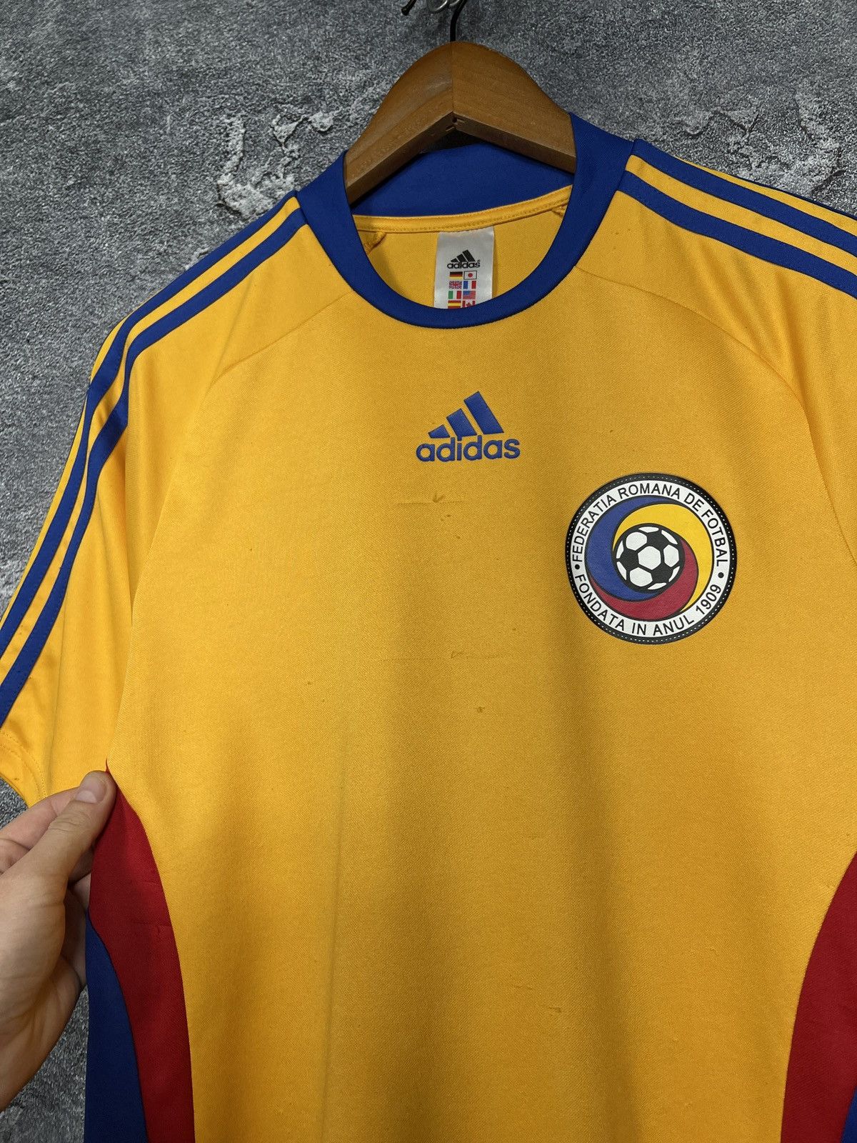 Adidas Vintage Adidas Romania 2008/10 #1 Helton Jersey T-shirt Size US S / EU 44-46 / 1 - 6 Thumbnail