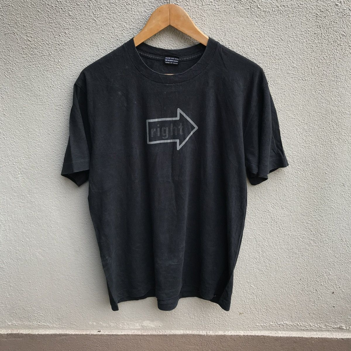Vintage Vintage CG DESIGN nyc Right symbol tee Size US M / EU 48-50 / 2 - 1 Thumbnail