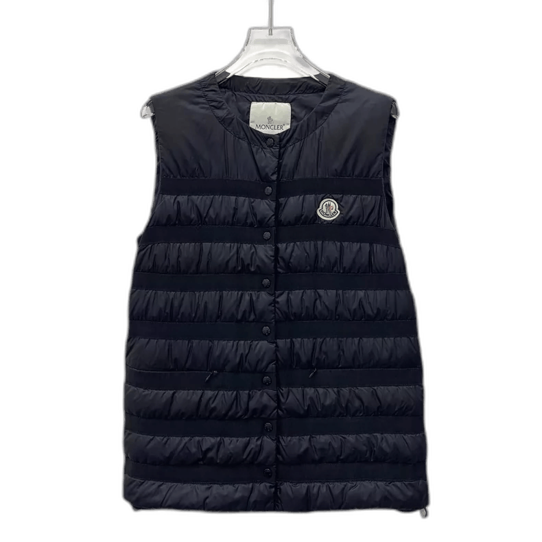 Moncler Moncler Black Padded Vest with Logo Patch Size US M / EU 48-50 / 2 - 1 Thumbnail