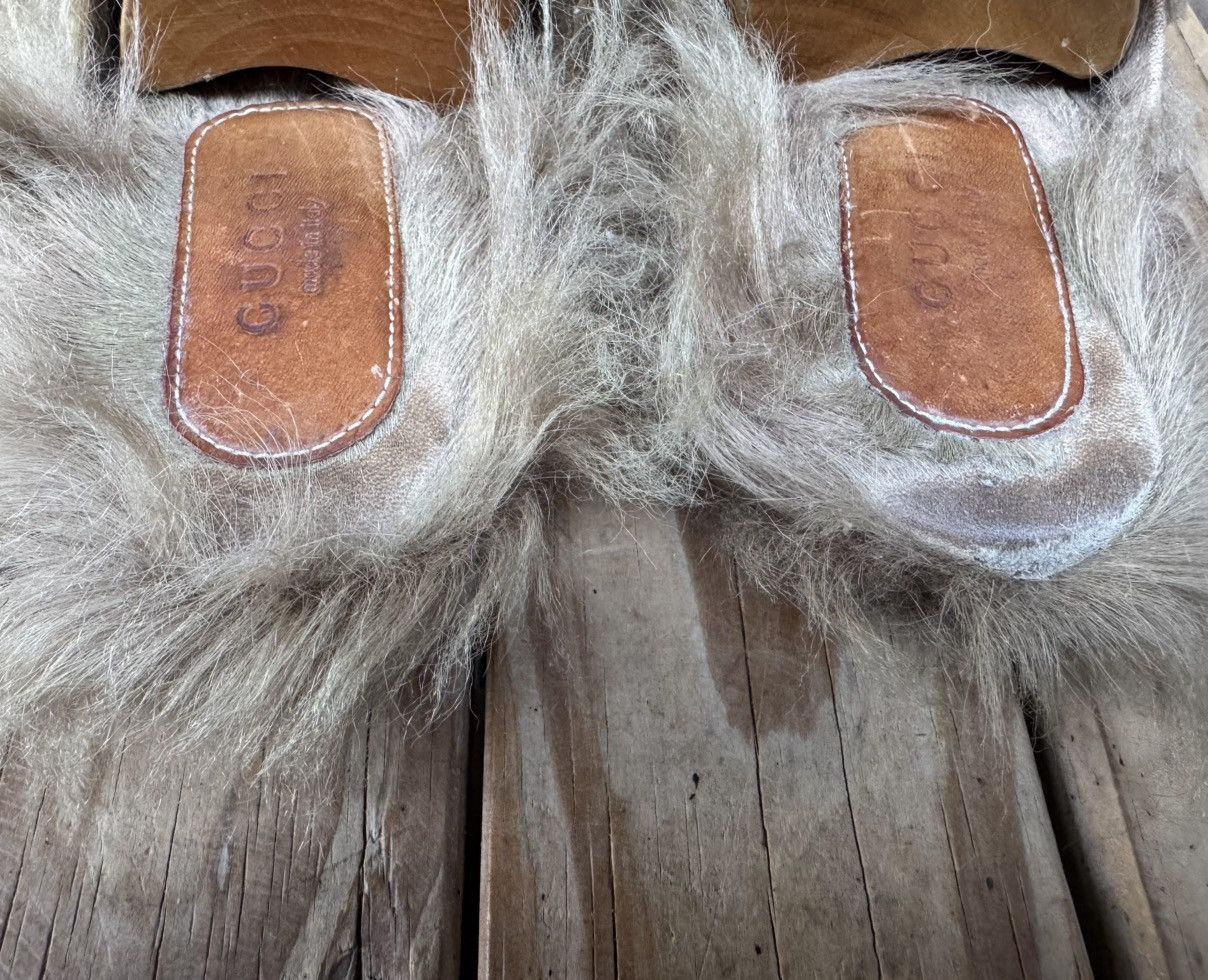 Gucci Gucci shearling Fur pink women’s Mules sz EUR 36.5 US 6.5 Size US 6.5 / IT 36.5 - 9 Thumbnail