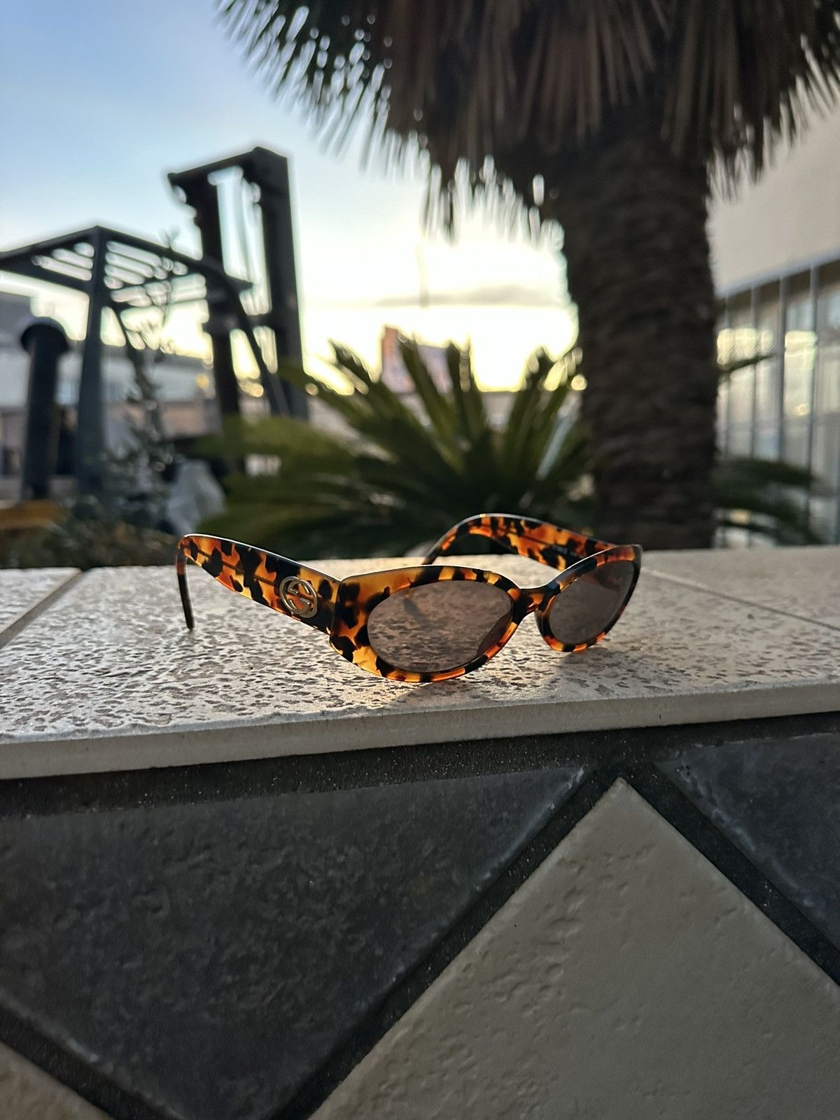 Gucci × Vintage Vintage Gucci Sunglasses GG 2457/S | Grailed