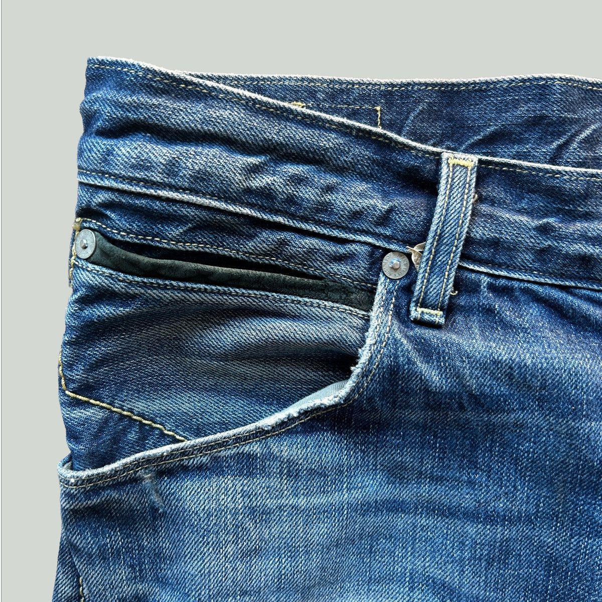 Levi's × Levi's Vintage Clothing Levi’s Engineered Jeans Distressed Size US 32 / EU 48 - 2 Thumbnail