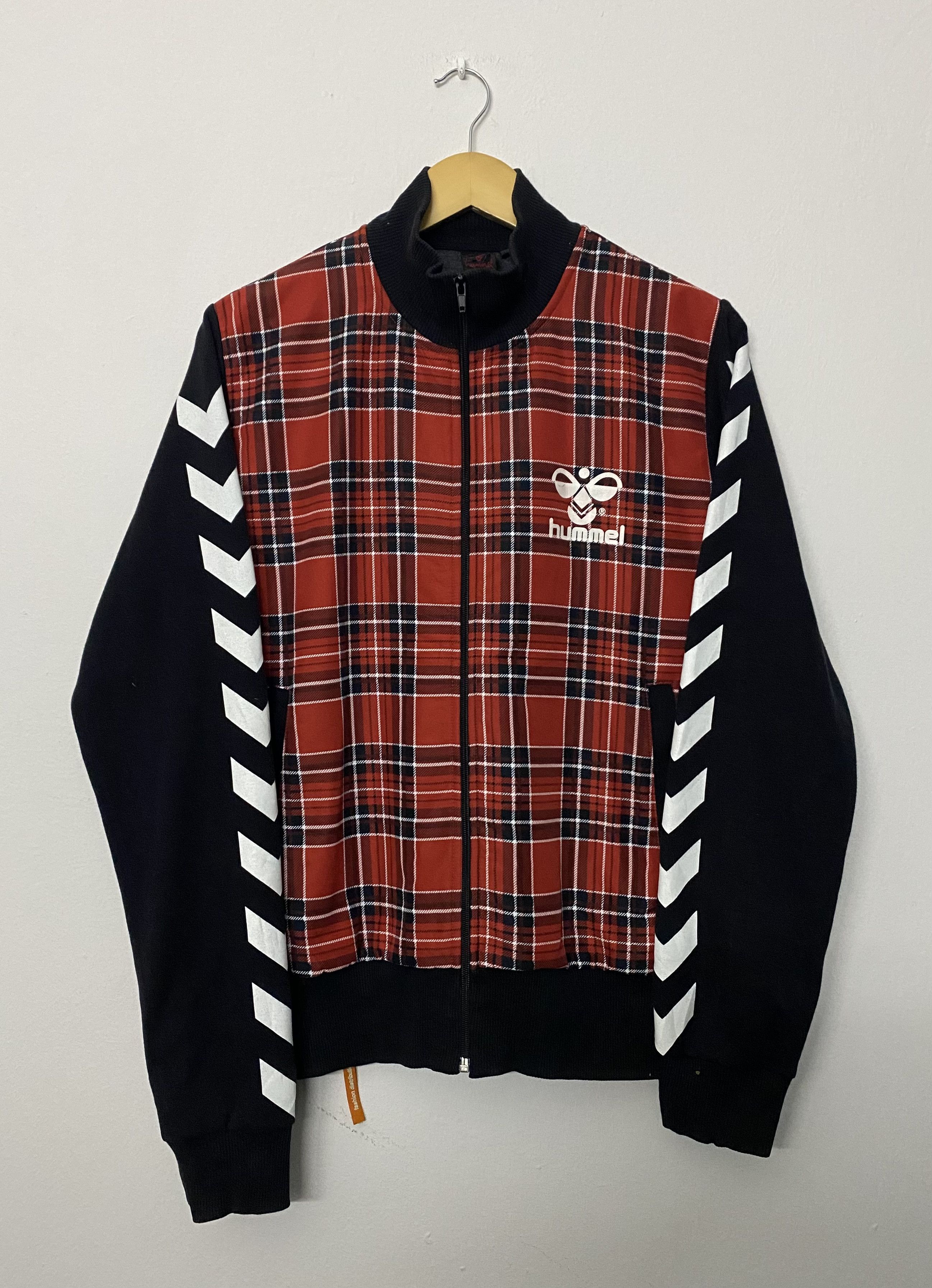Hummel Hummel JPN Market Tartan Plaid Track Jacket Unique Design Size US L / EU 52-54 / 3 - 1 Thumbnail