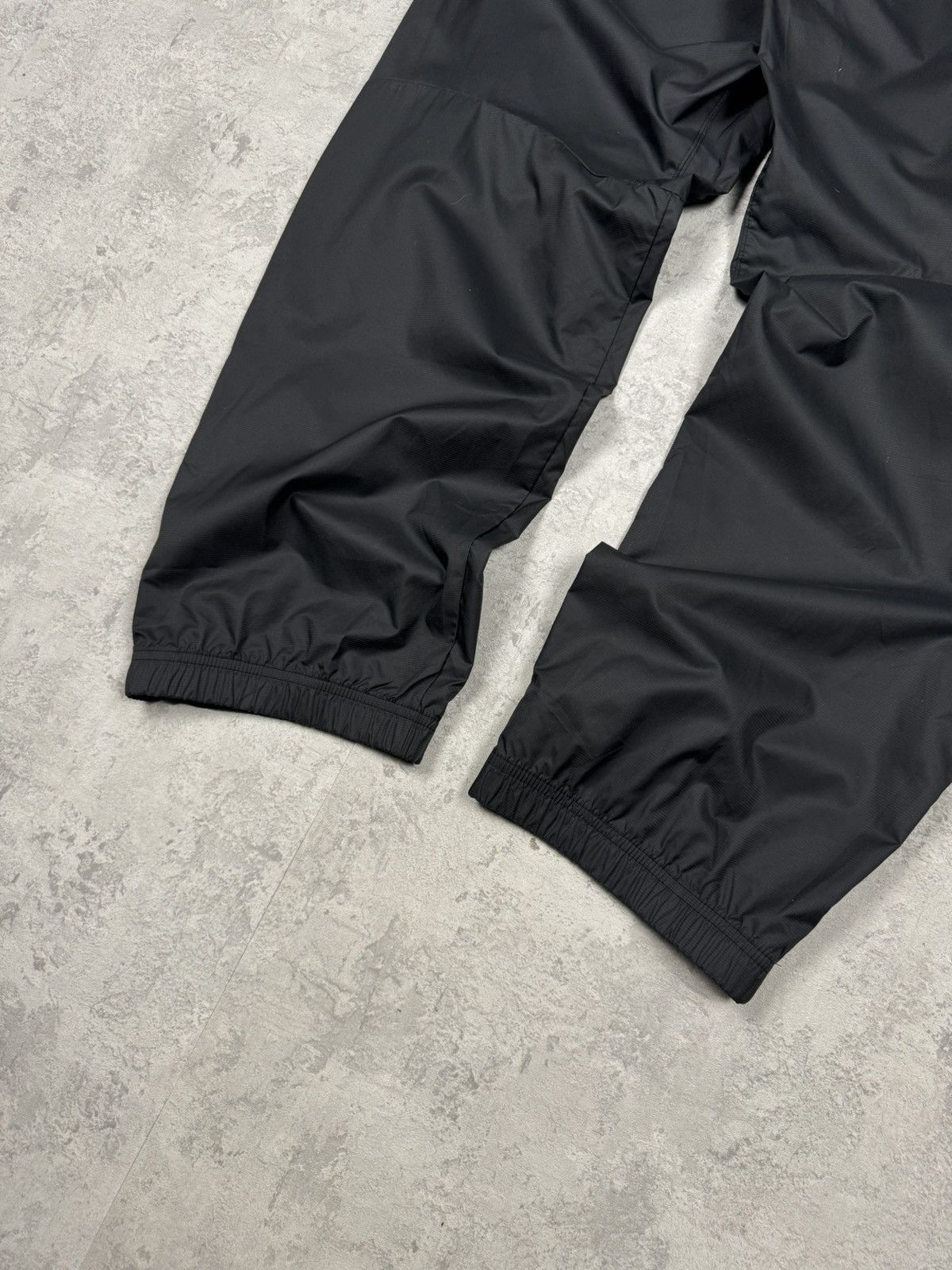 Nike Vintage Nike Y2K Sweatpants Track Pants Size L Size US 34 / EU 50 - 12 Thumbnail