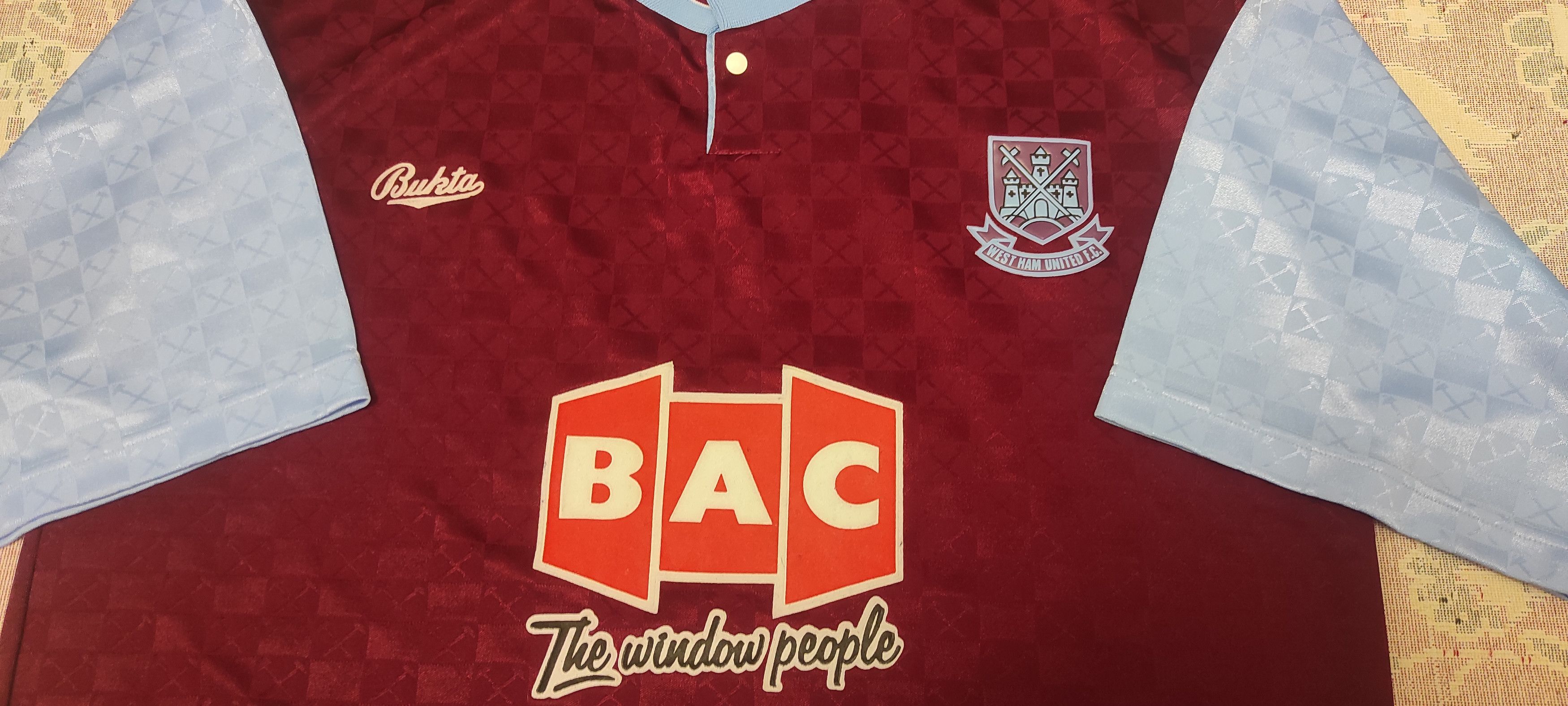 Bukht West Ham United Home football shirt 1990 - 1991 Vintage Rare Size US M / EU 48-50 / 2 - 3 Thumbnail