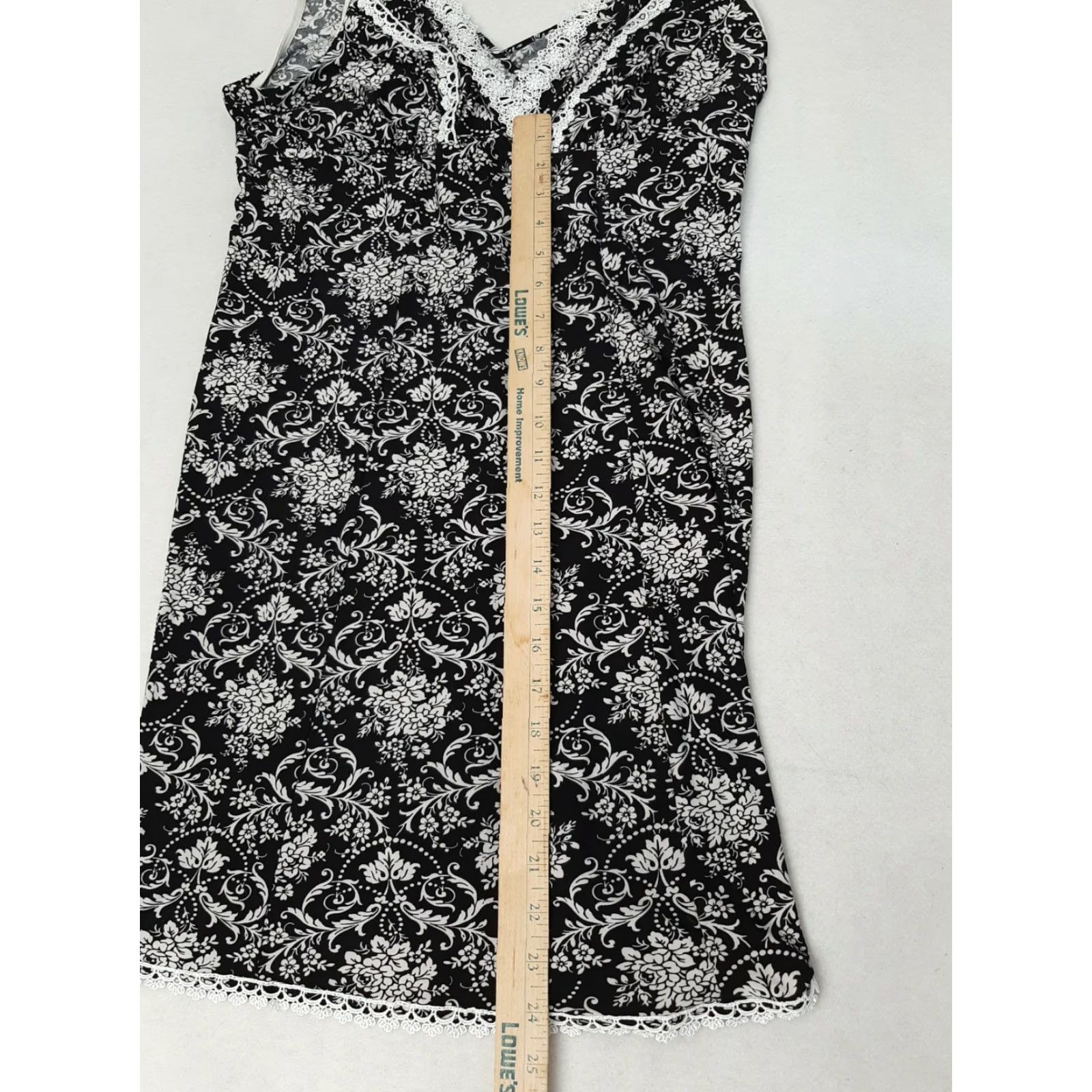Vintage Delicates Slip Night Gown Lingerie Sexy L large Sleeveless Black White Lace Trim Dress Chemise Women Floral Embroidered Vintage: No Size ONE SIZE - 3 Thumbnail