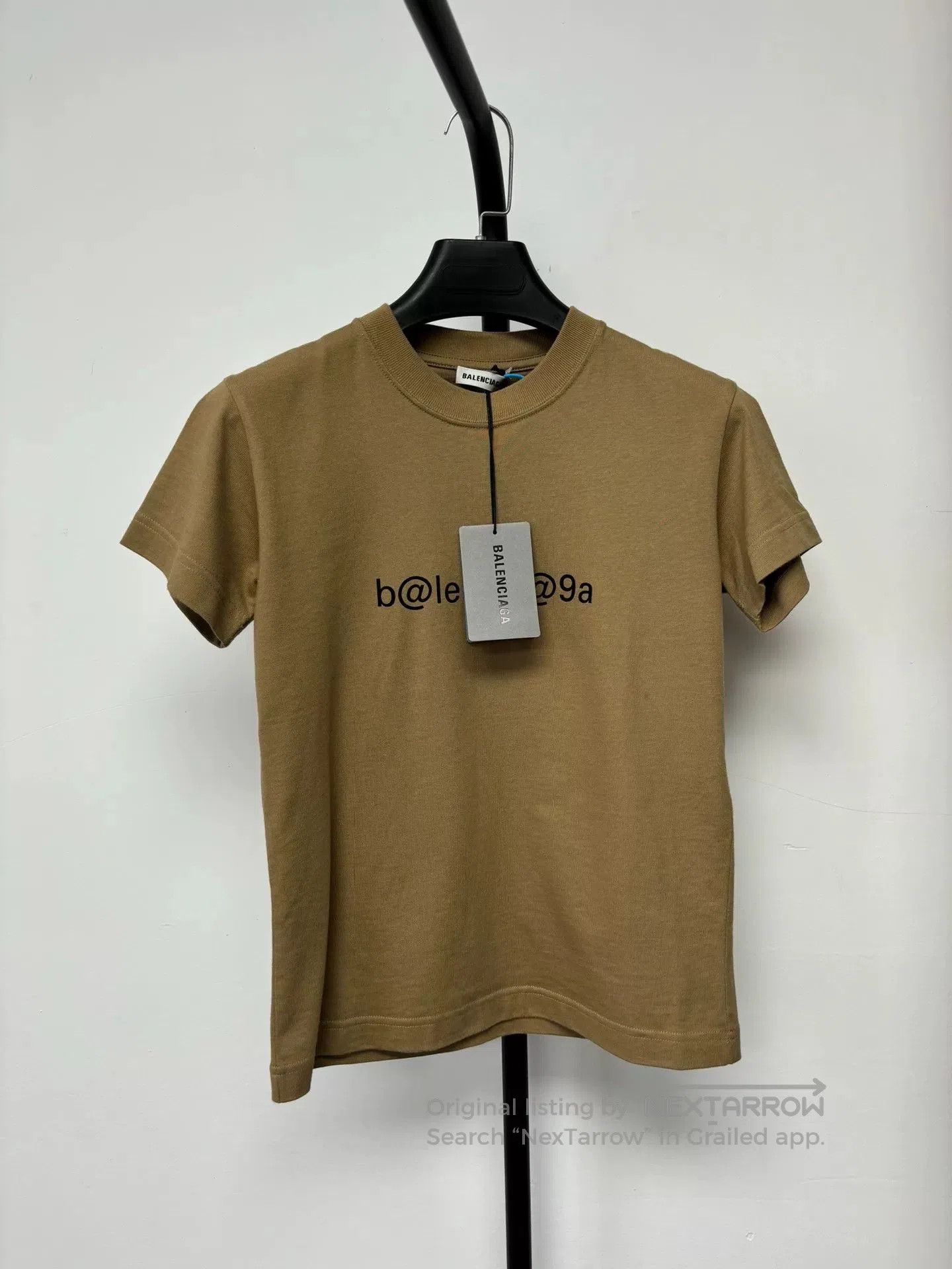 Balenciaga Balenciaga Mailbox Short Sleeve. Size XS / US 0-2 / IT 36-38 - 1 Thumbnail