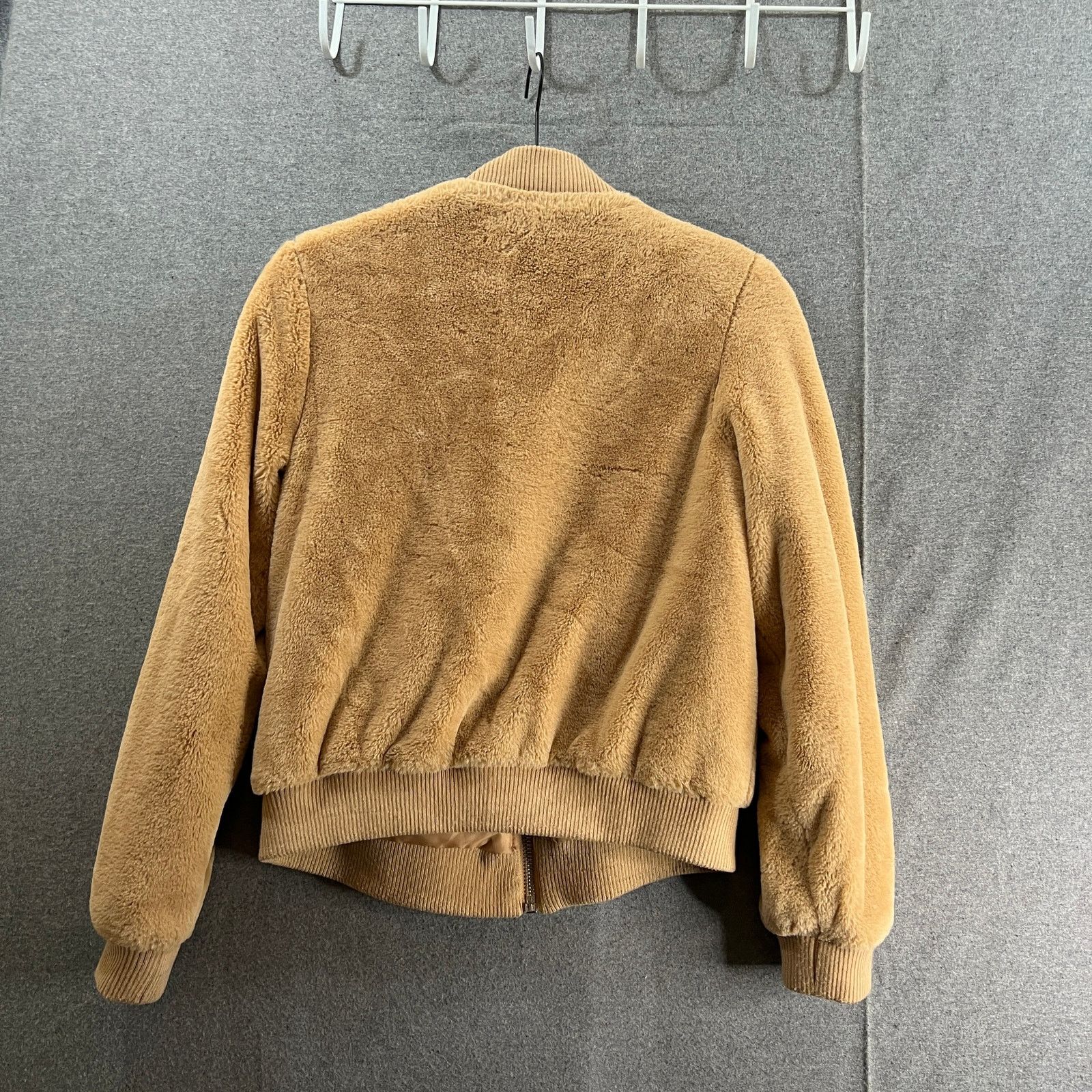 Other FOREVER 21 Faux Fur Jacket Womens Small Light Brown Size S / US 4 / IT 40 - 2 Thumbnail