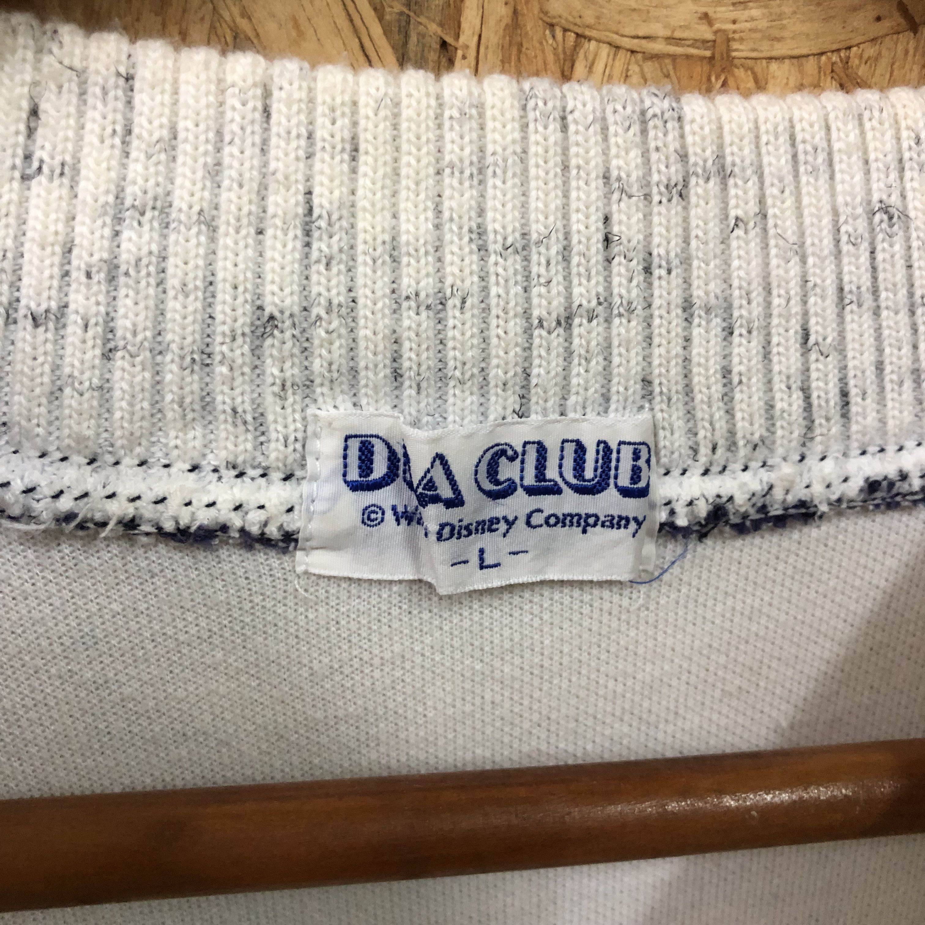 Disney Vintage Donald Duck Walt Disney Sweatshirt Size US L / EU 52-54 / 3 - 5 Thumbnail