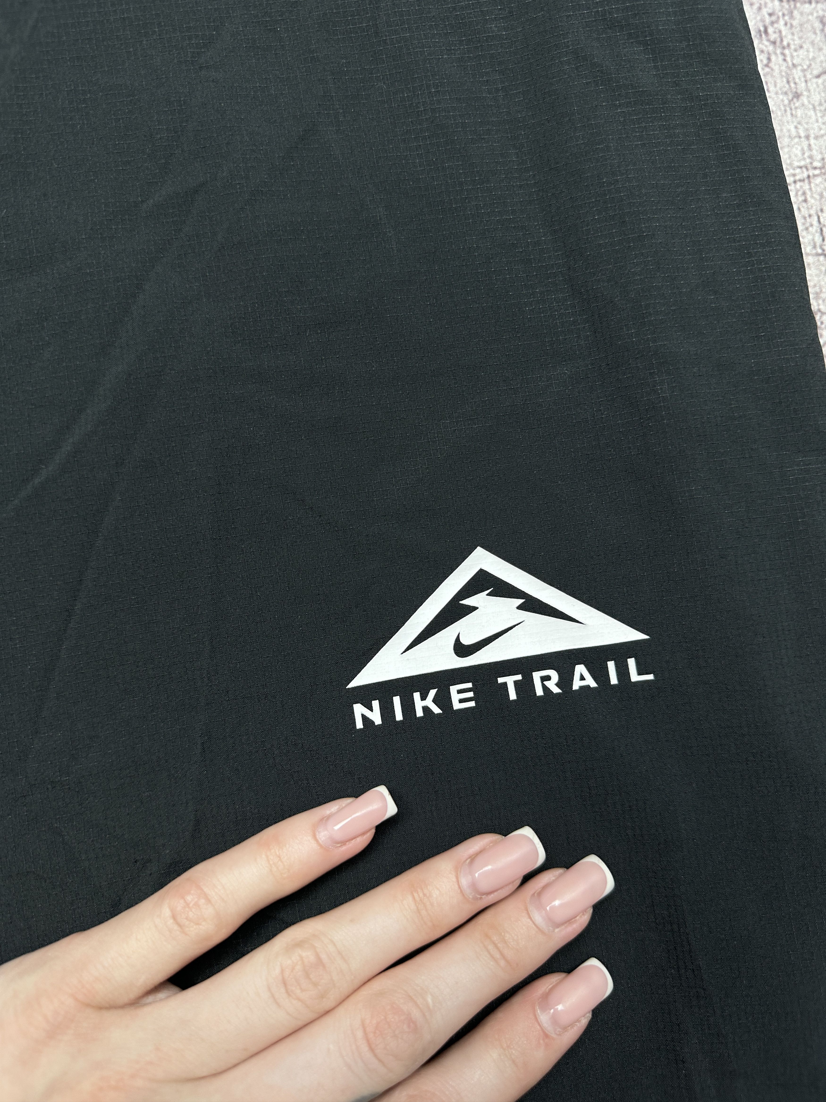 Nike Nike Trail Dri Fit Mens T-Shirt Size US M / EU 48-50 / 2 - 3 Thumbnail