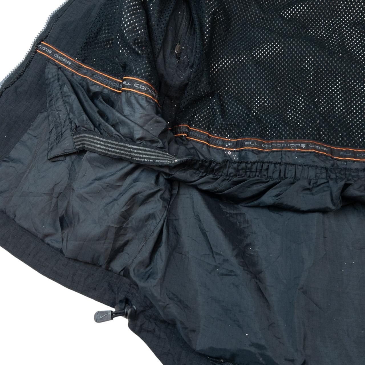 Nike ACG Vintage Nike ACG Multi Pocket Jacket Size XL Size US XL / EU 56 / 4 - 5 Thumbnail