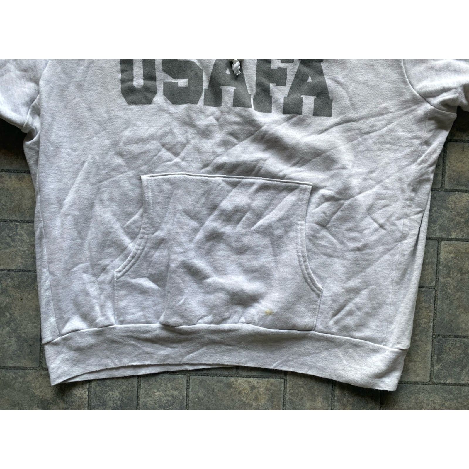 Vintage VINTAGE Heart And Core USAFA Hoodie Gray Men’s L Made In USA Air Force Academy Hoodie Mens L Gray USA USAFA 90s Size US L / EU 52-54 / 3 - 3 Thumbnail