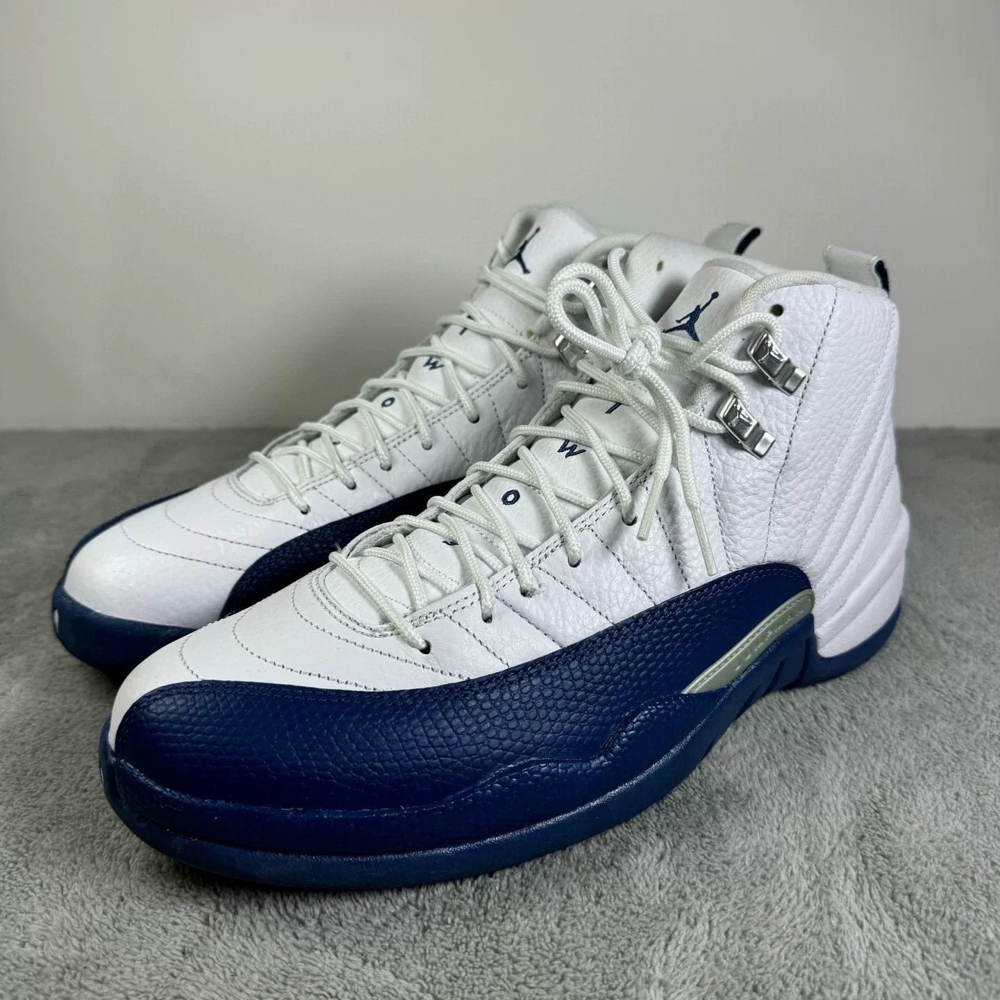Nike Nike Retro Blue Lowtop Sneakers 16 Men Size US 15 / EU 48 - 1 Thumbnail