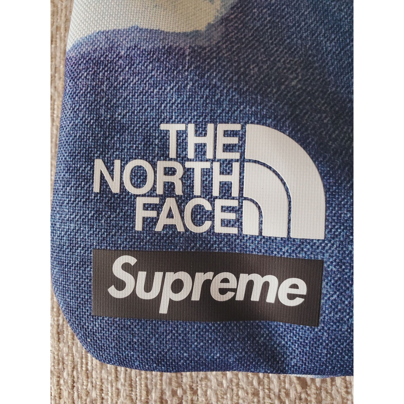 Supreme Supreme North Face Bleached Denim Print Shoulder Bag Size ONE SIZE - 6 Thumbnail