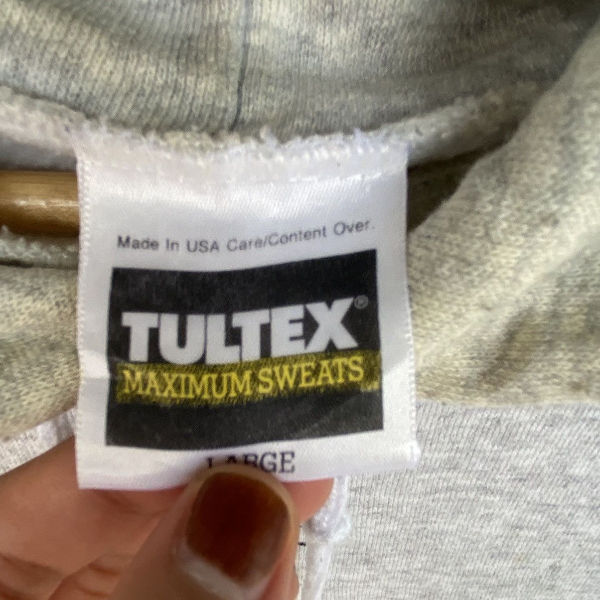 Other Vintage Tultex Big Logo Embroidered Hoodie Sweater Gray Colo Size US L / EU 52-54 / 3 - 5 Thumbnail