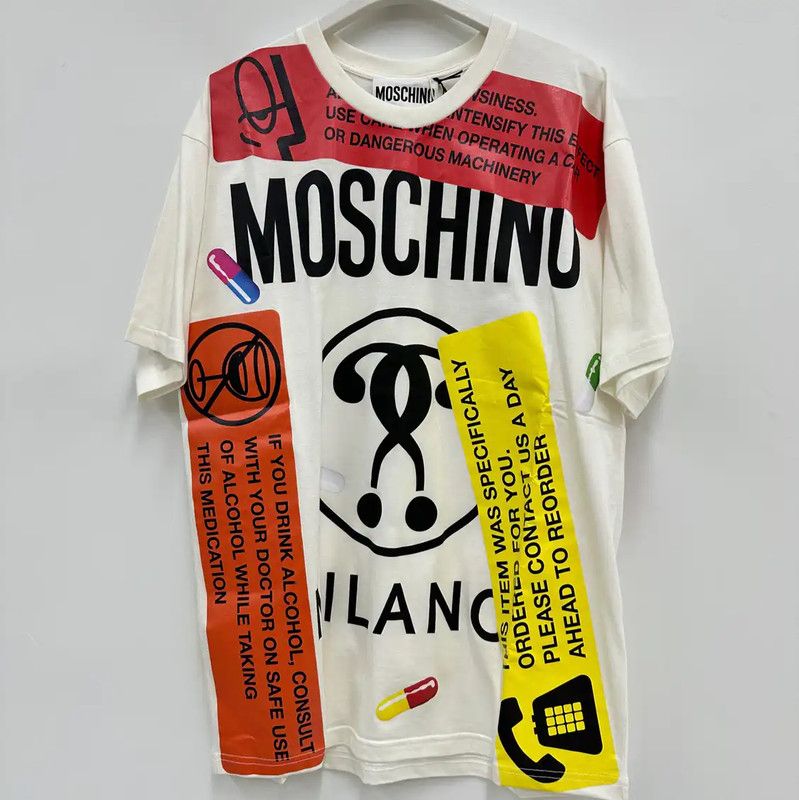 Moschino Moschino Women's White Graphic Short Sleeve T-Shirt 0089 Size XS / US 0-2 / IT 36-38 - 1 Thumbnail