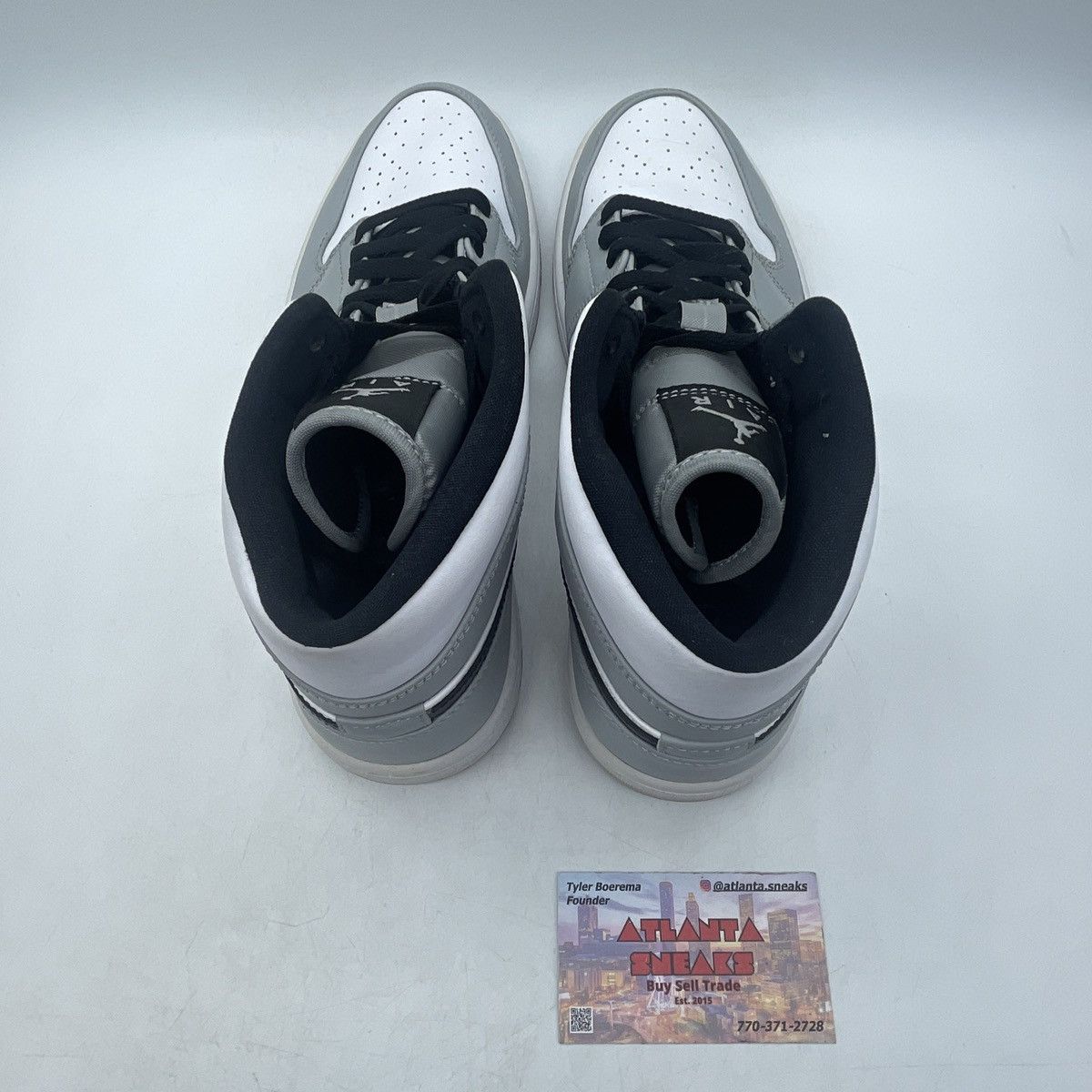 Jordan Brand Air Jordan 1 mid smoke grey Size US 9.5 / EU 42-43 - 6 Thumbnail