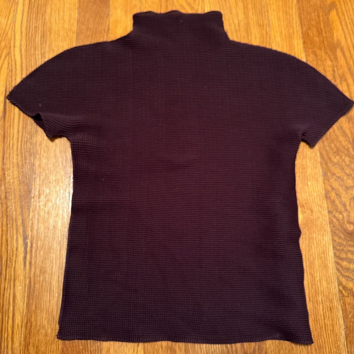 Issey Miyake Issue Miyake short sleeve turtleneck Size XS / US 0-2 / IT 36-38 - 2 Thumbnail