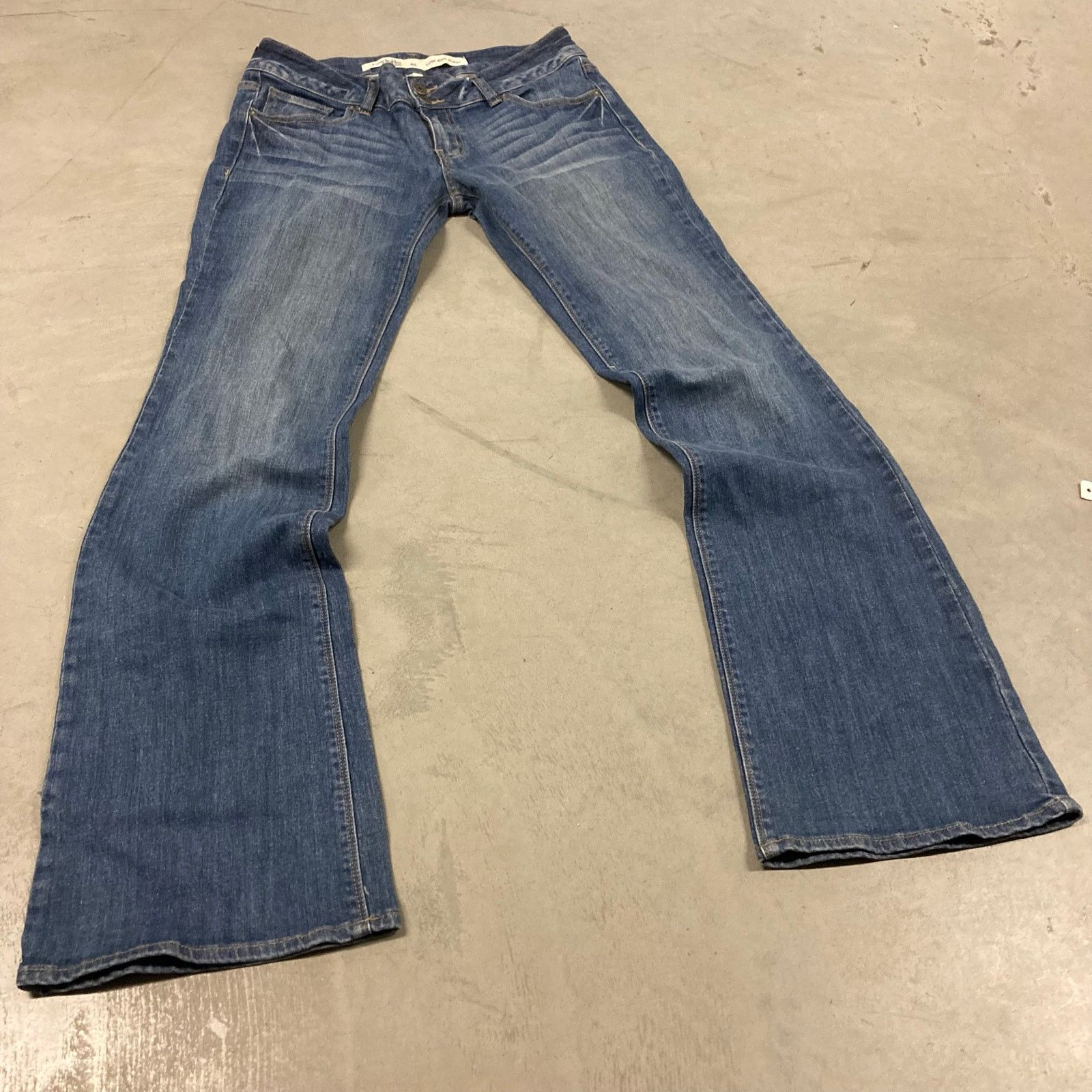 Vintage Y2K Charlotte Russe low rise bootcut jeans 34x33 Size 28" / US 6 / IT 42 - 1 Thumbnail