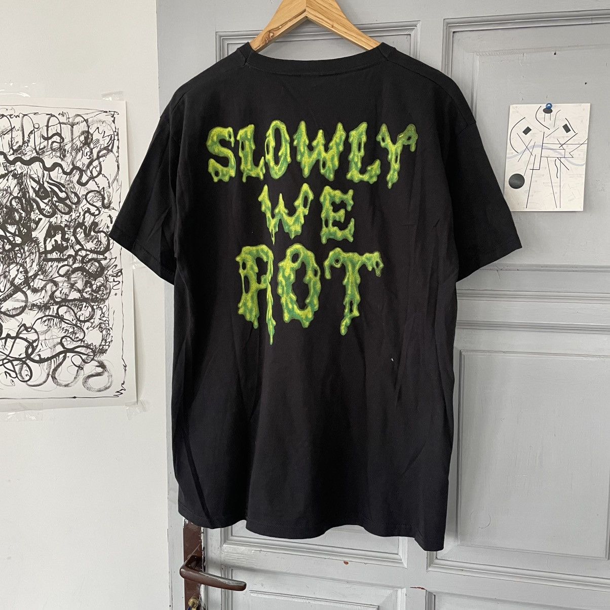 Band Tees Vintage Obituary Slowly We Rot Death Metal Band T-shirt Size US L / EU 52-54 / 3 - 6 Thumbnail